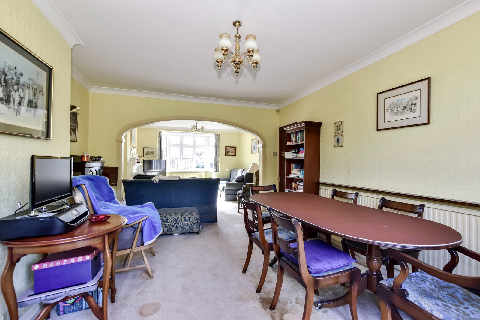Semi Detached House for sale in Watford, Orchard Drive, Watford, WD17 3DY
