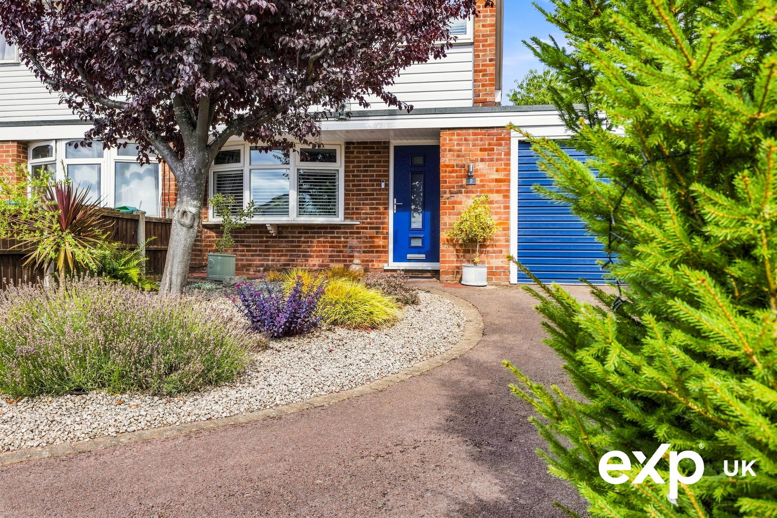Semi Detached House for sale in Nottingham, Coney Walk, Heronridge, Nottingham, NG5 9BS