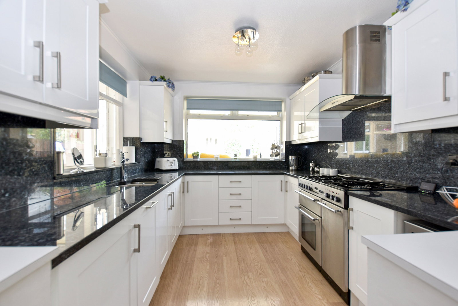 Semi Detached House in Wakefield