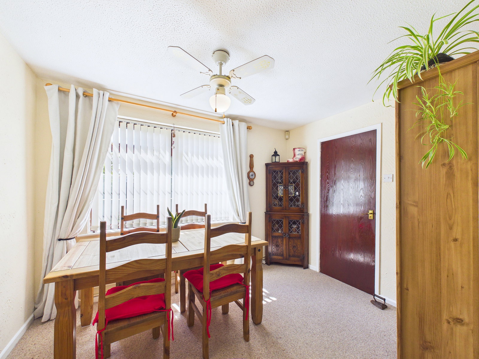 Semi Detached House in Nottingham