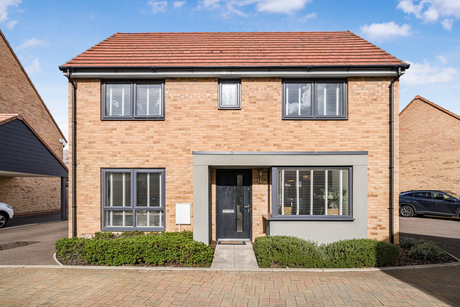 Detached House for sale in Harlow, Plumtree Drive, Gilden Park, Essex, CM17, 926 m²