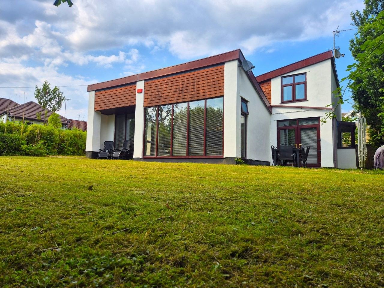 Detached House in Swansea