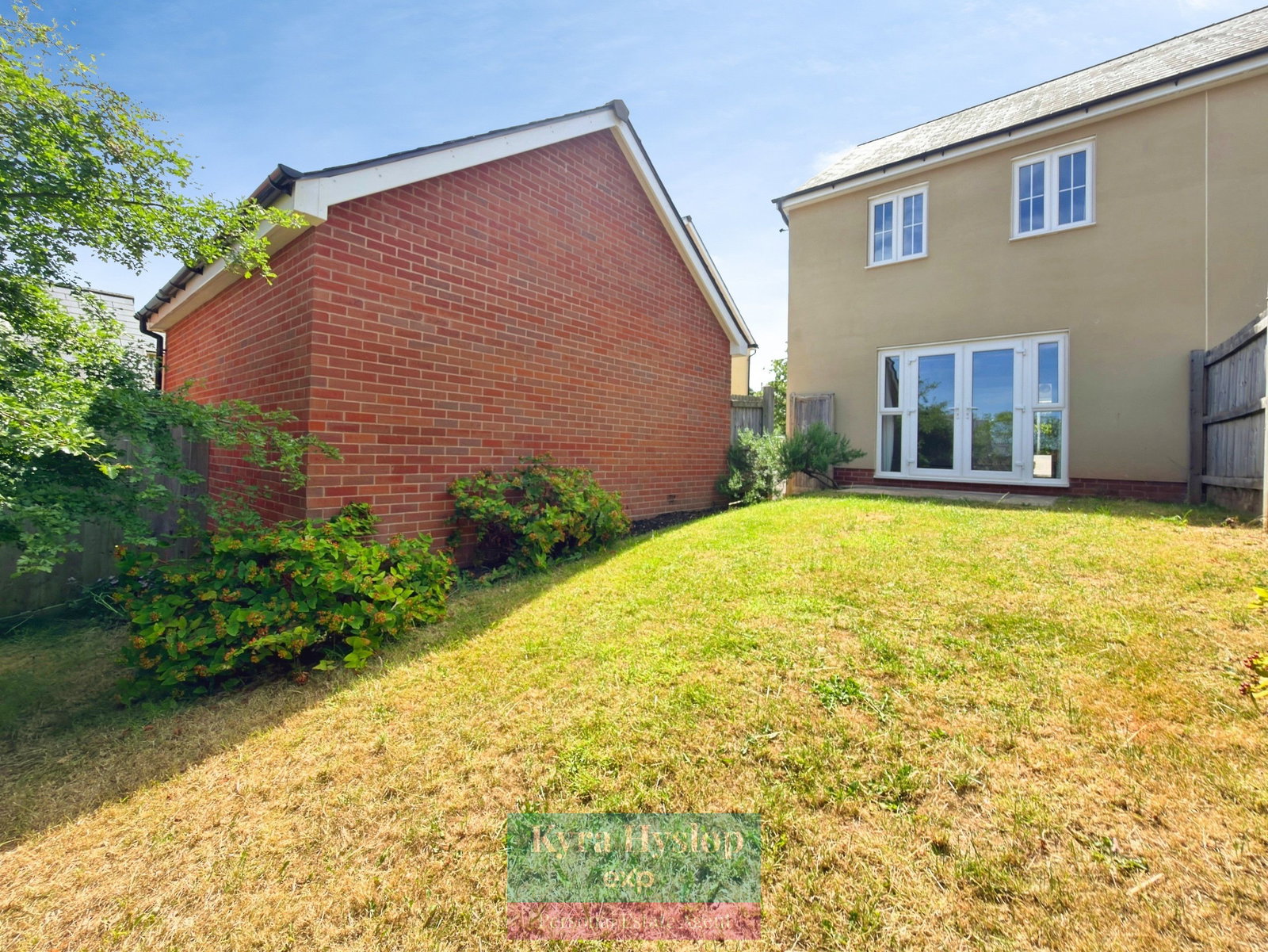 Semi Detached House in Exeter