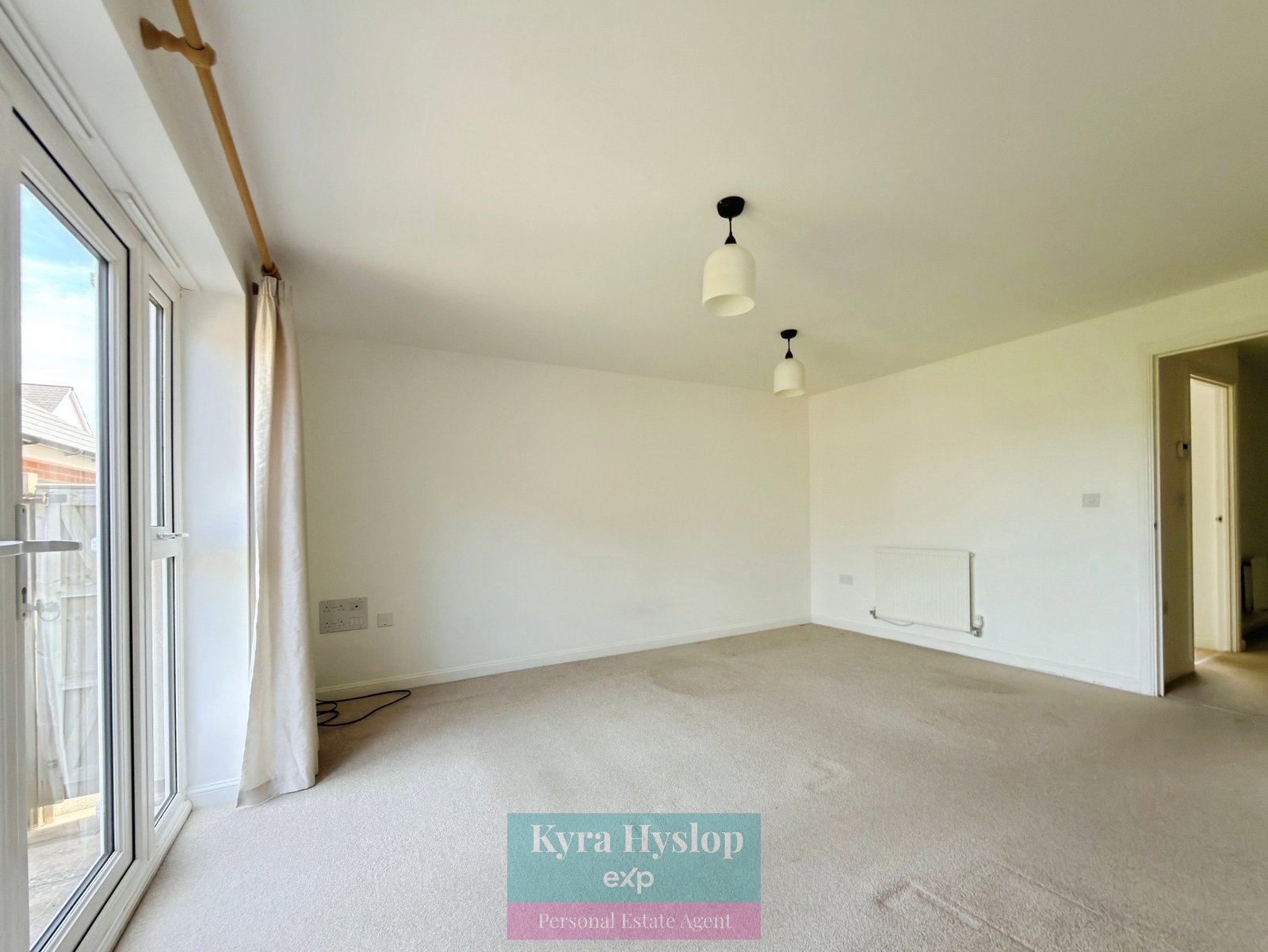 Semi Detached House in Exeter