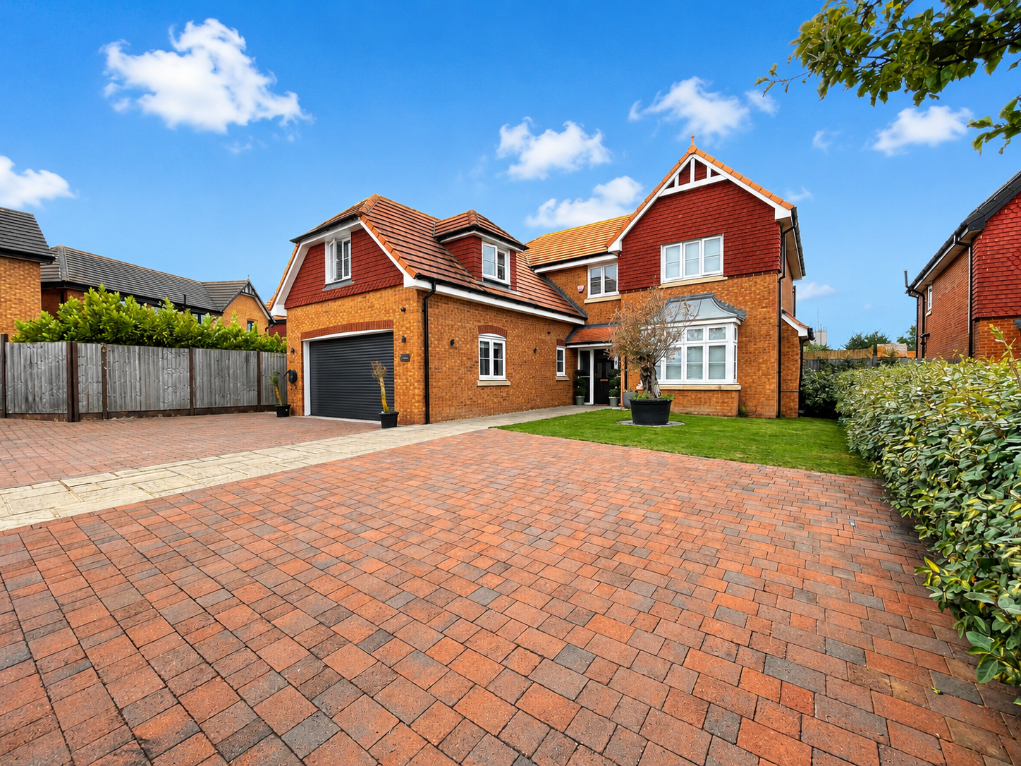 Detached House for sale in Sheerness, Ketley Close, Minster on Sea,  ME12 4EL, 2034 m²