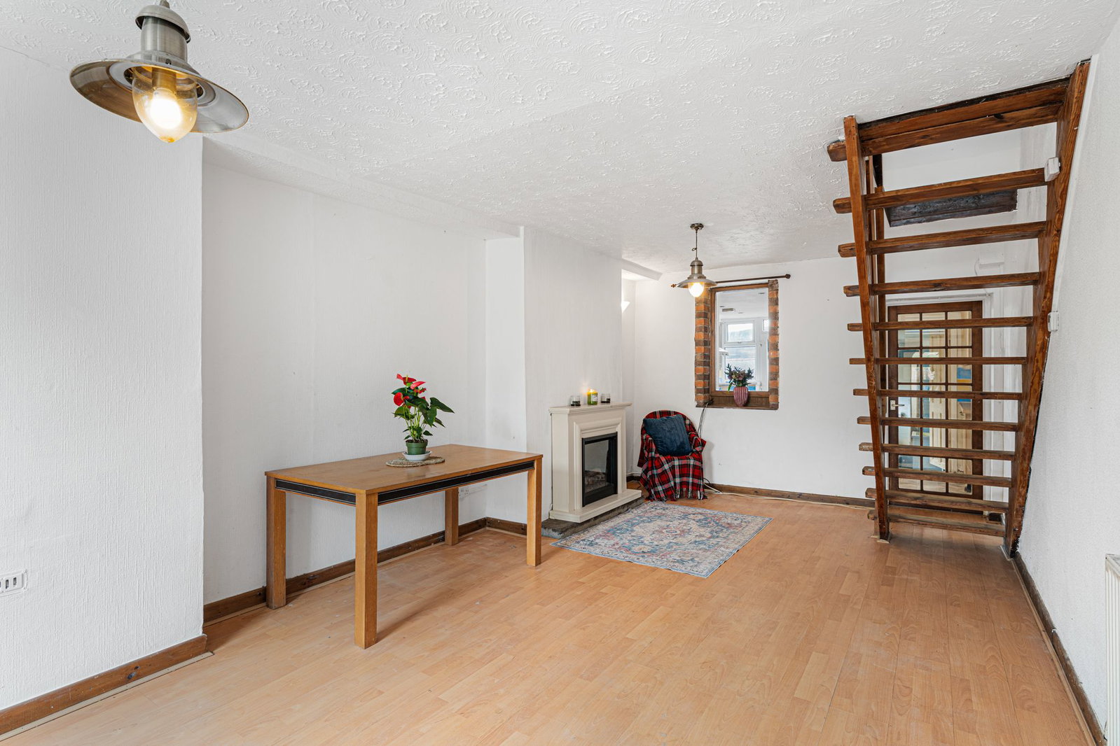 Terraced House in Pontypool