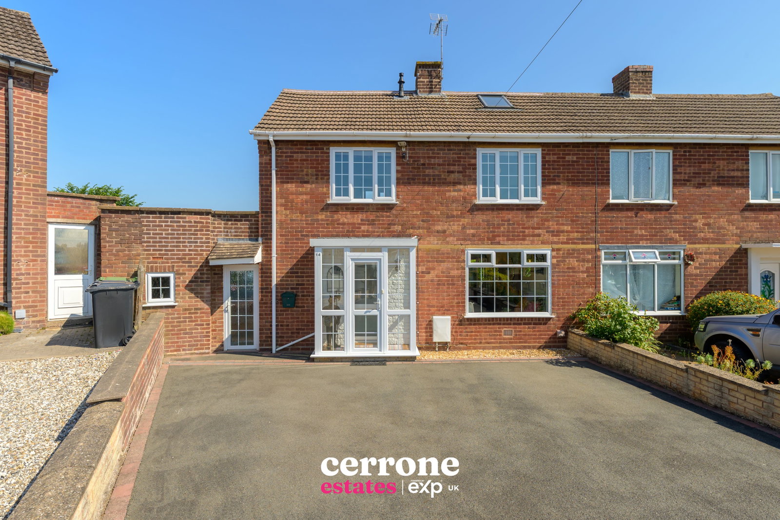 Semi Detached House in Bromsgrove