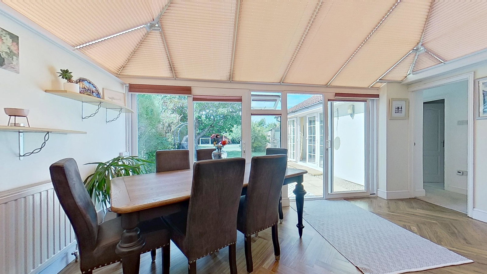 Semi Detached Bungalow for sale in Ramsgate, Cherry Tree Gardens, Ramsgate, CT12 6QS, 1132 m²