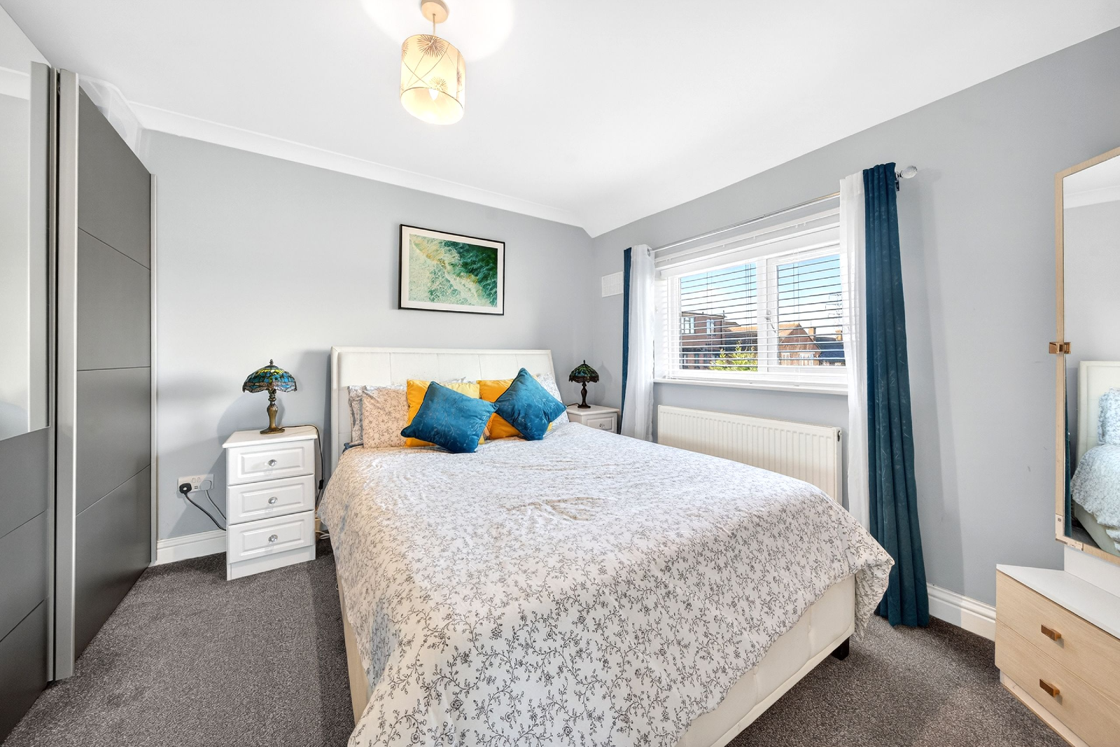 End Of Terrace House in Borehamwood