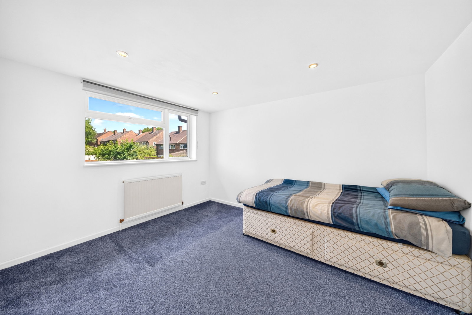End Of Terrace House in Borehamwood