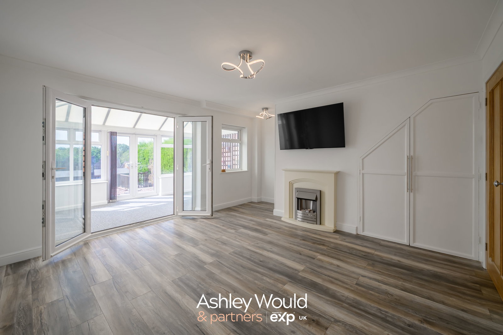 Semi Detached House in Halesowen