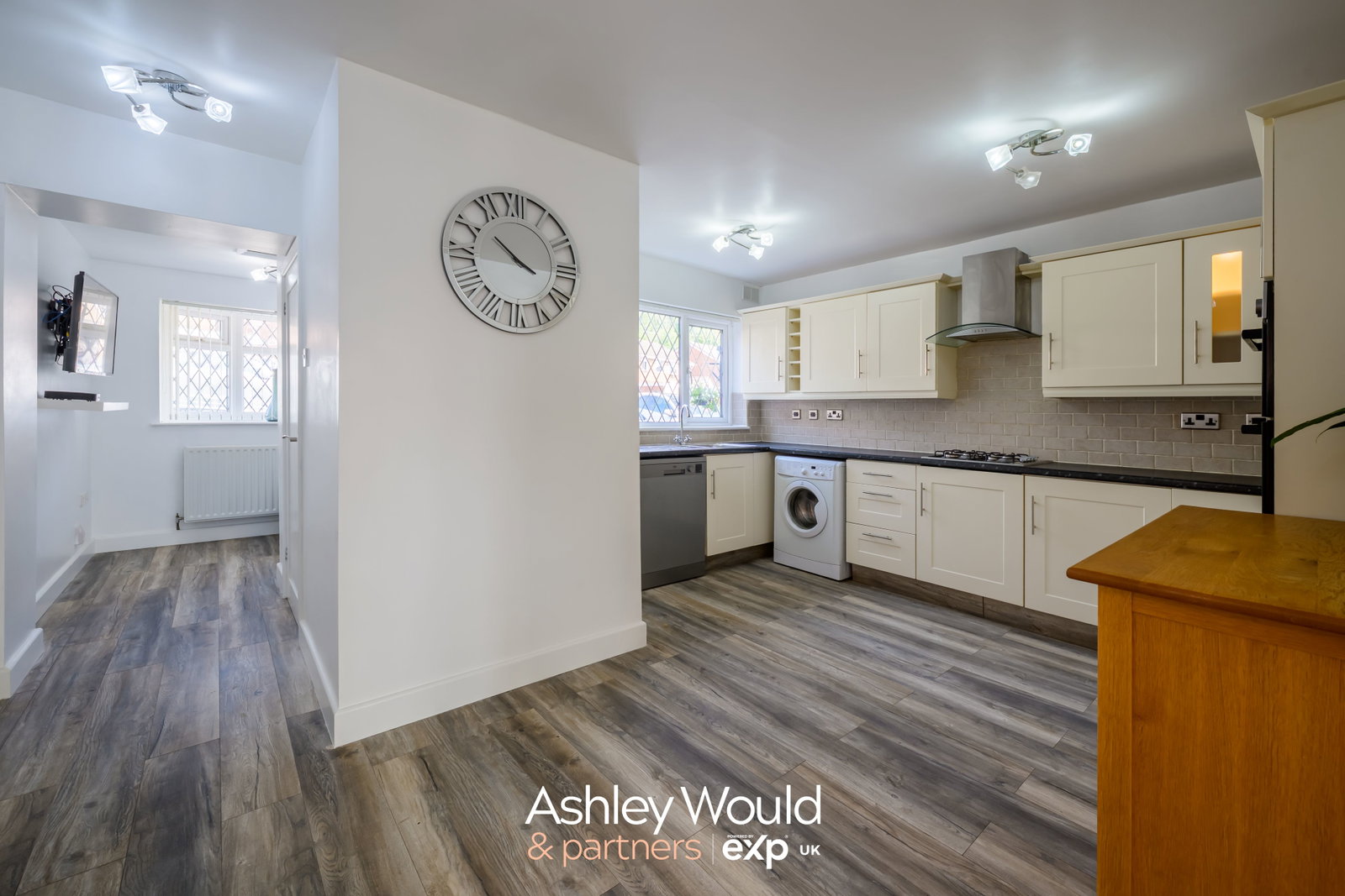 Semi Detached House in Halesowen