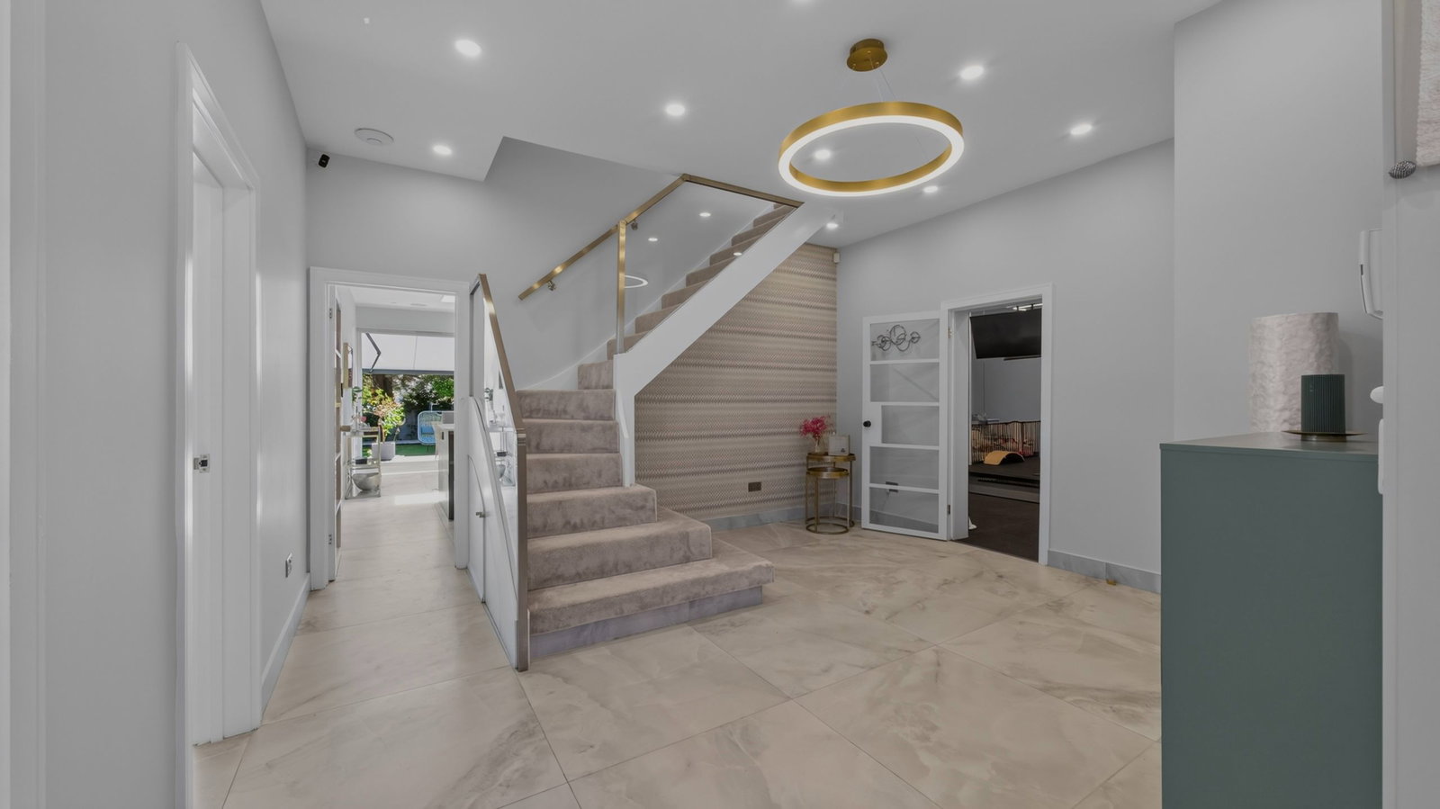 Detached House in London
