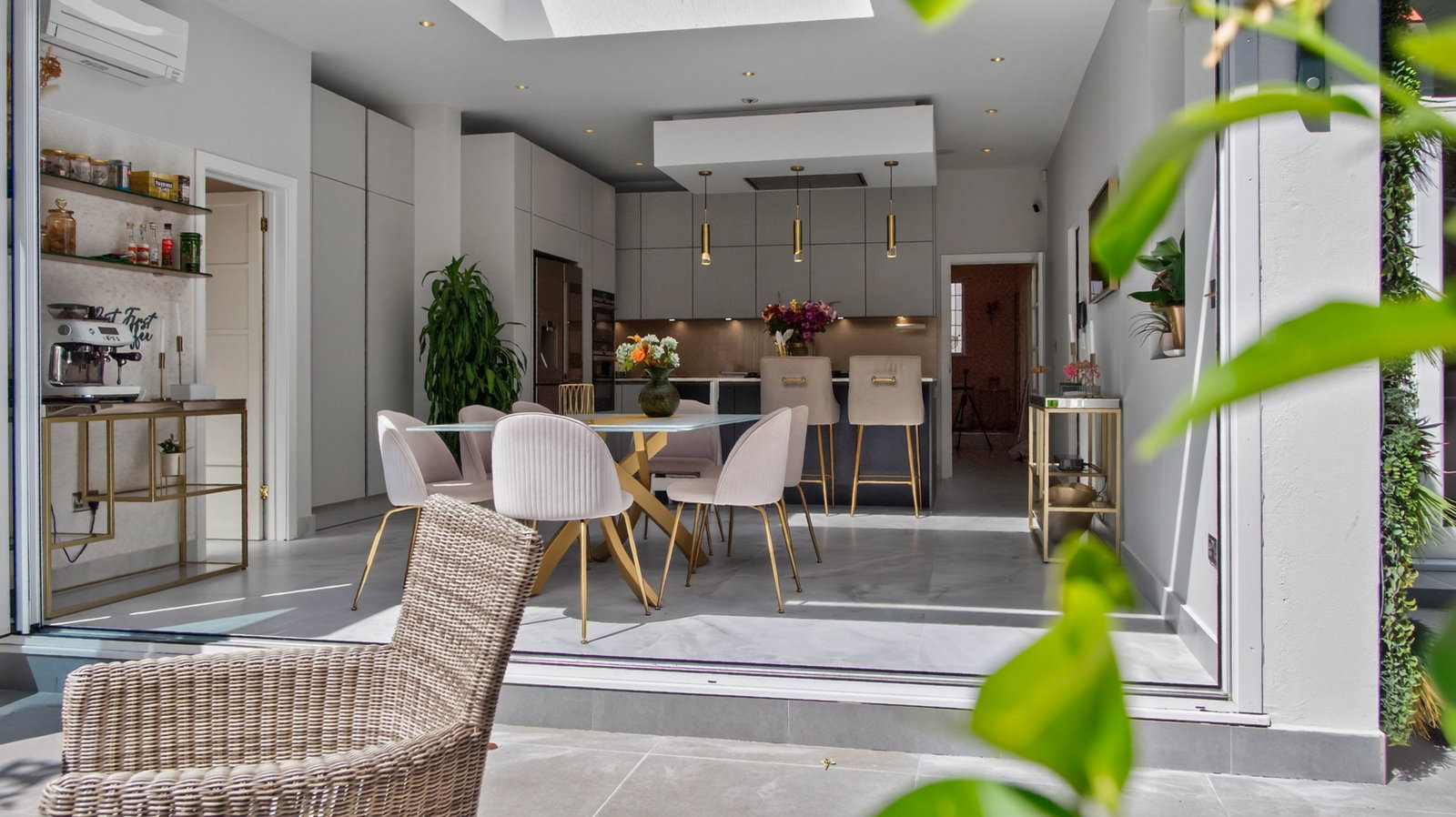 Detached House in London