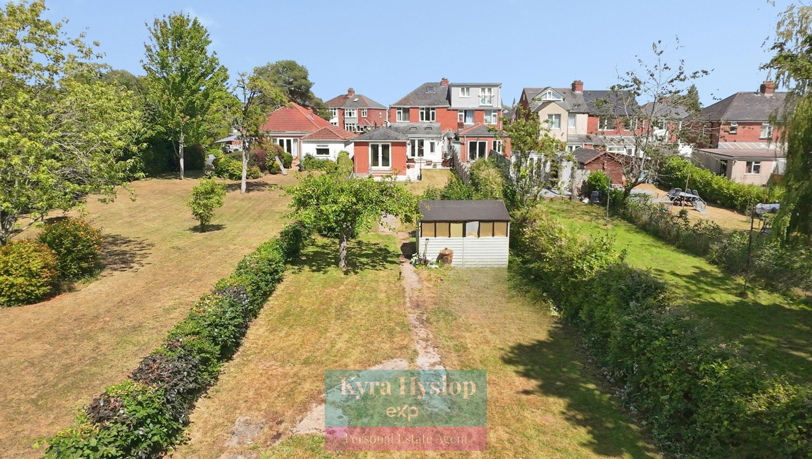 Semi Detached House in Exeter