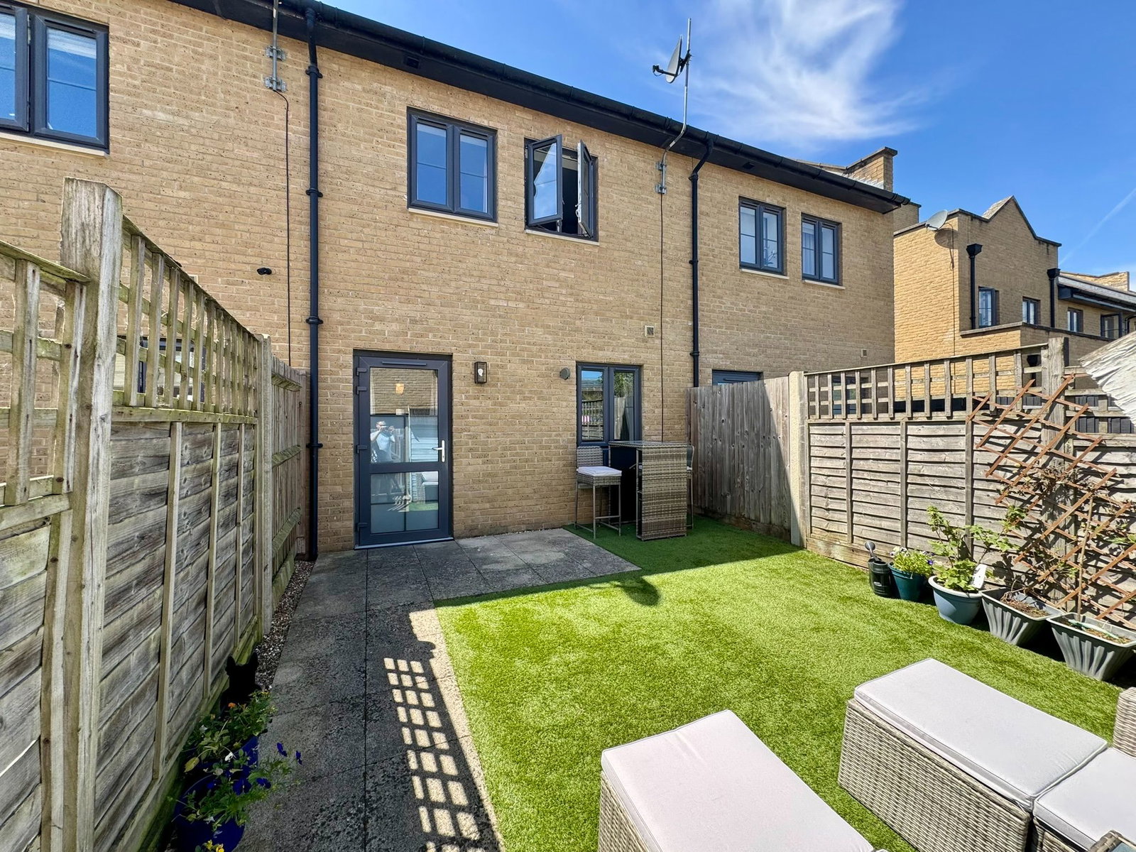 Terraced House in Ashford