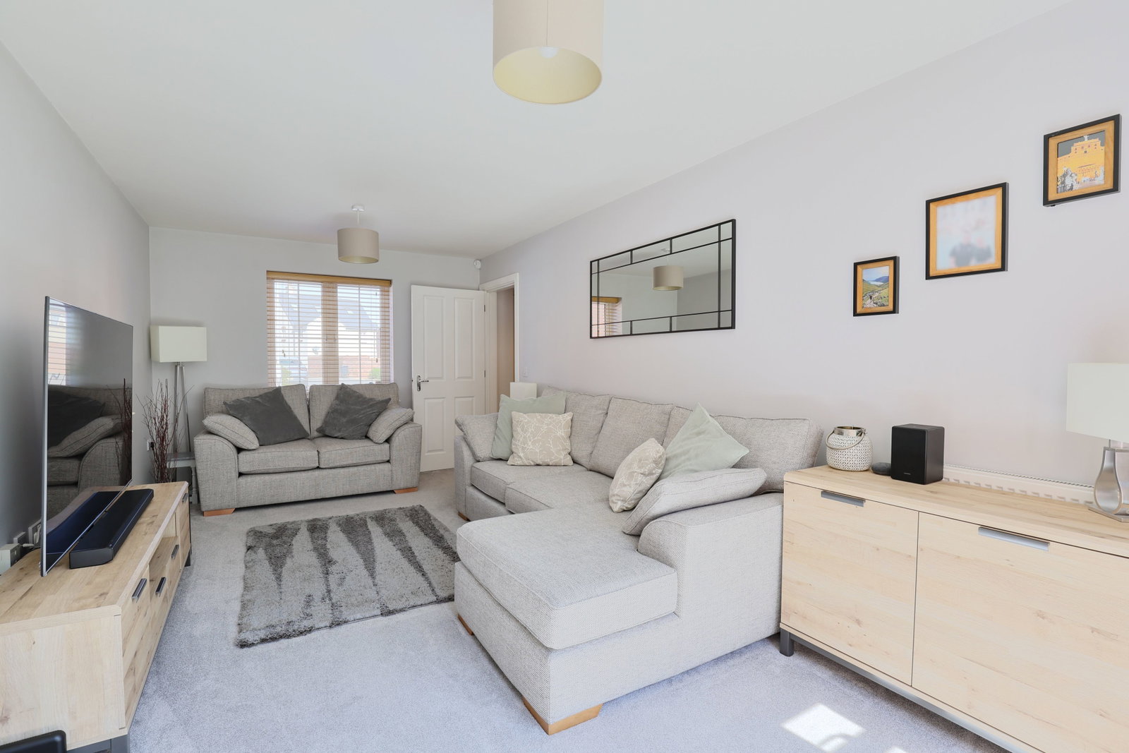 Detached House in Bedford
