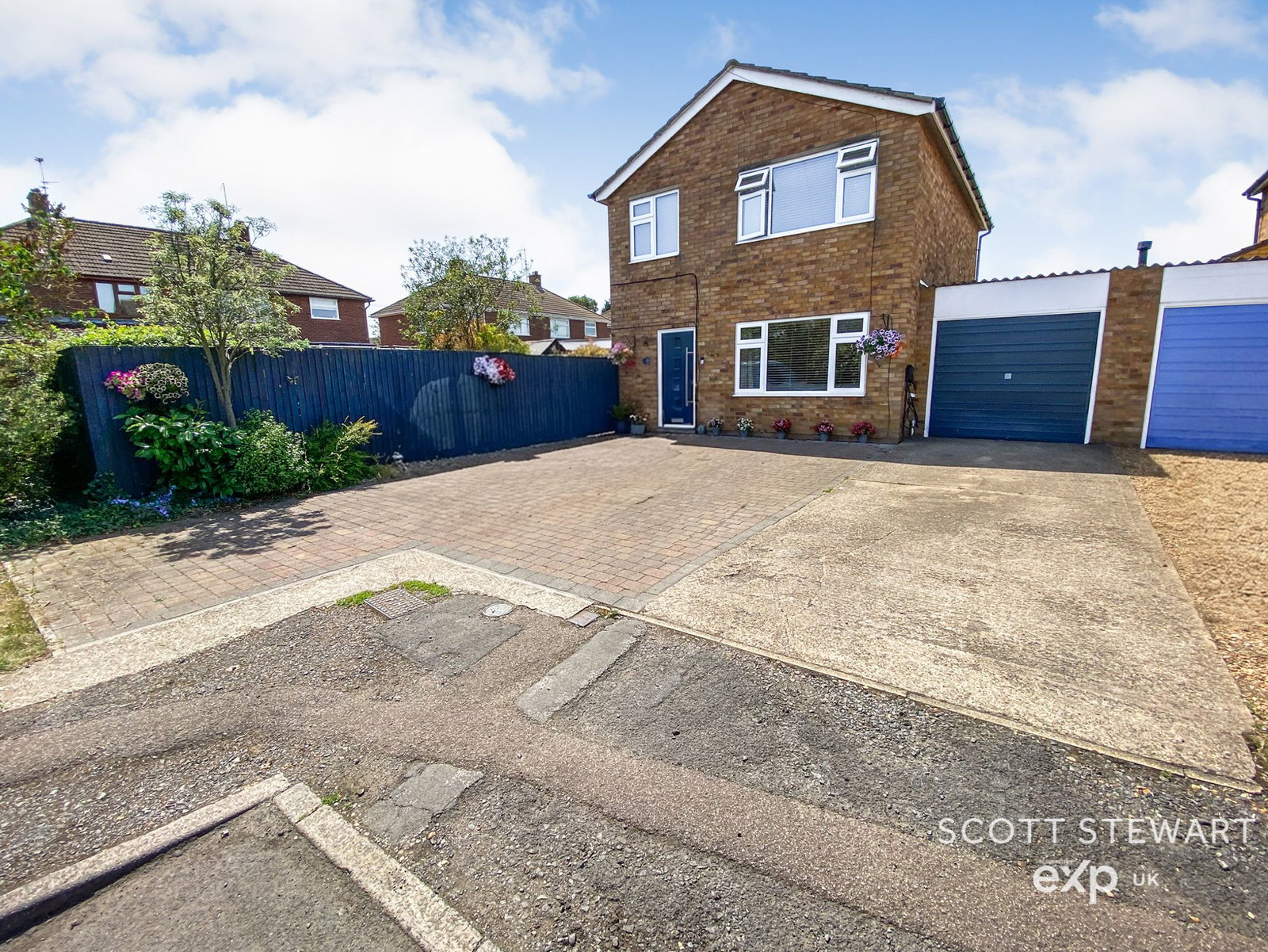 Detached House in Peterborough