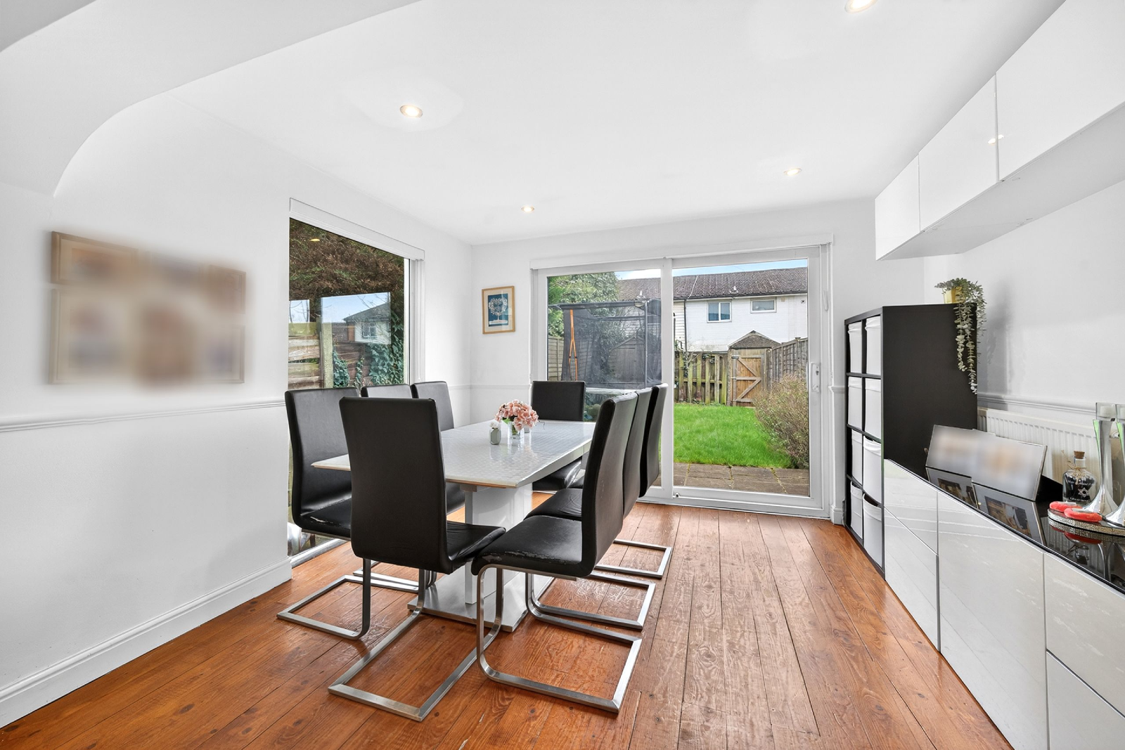 Terraced House in Borehamwood