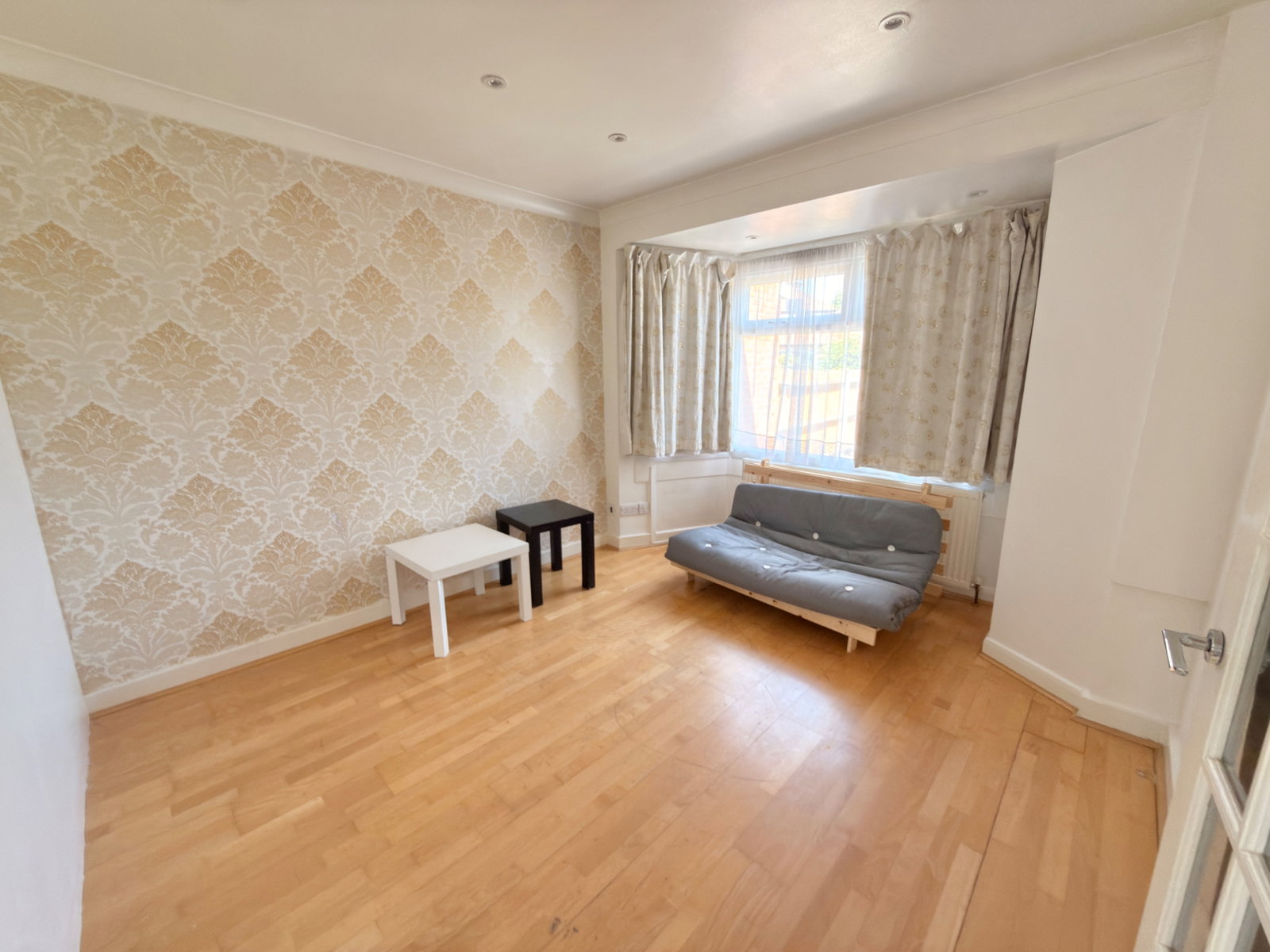 Semi Detached House in Stanmore