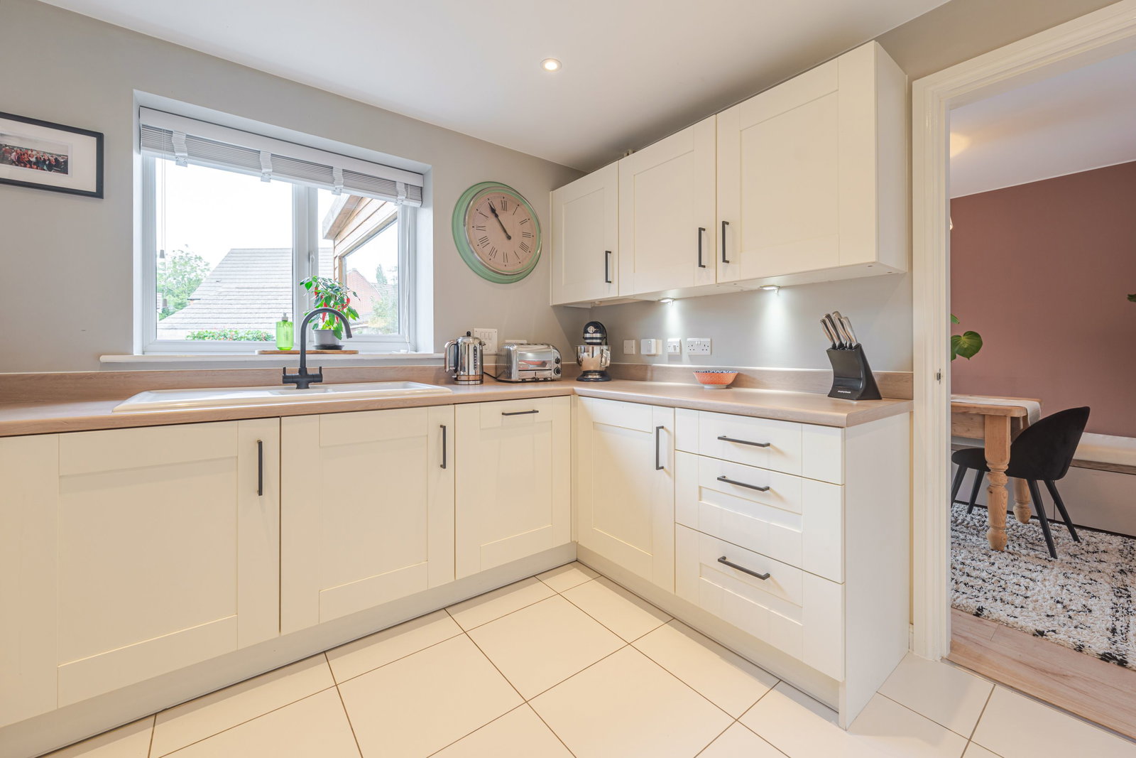 Detached House for sale in Leamington Spa, Poplar Way, Whitnash, Leamington Spa, CV31 2SQ