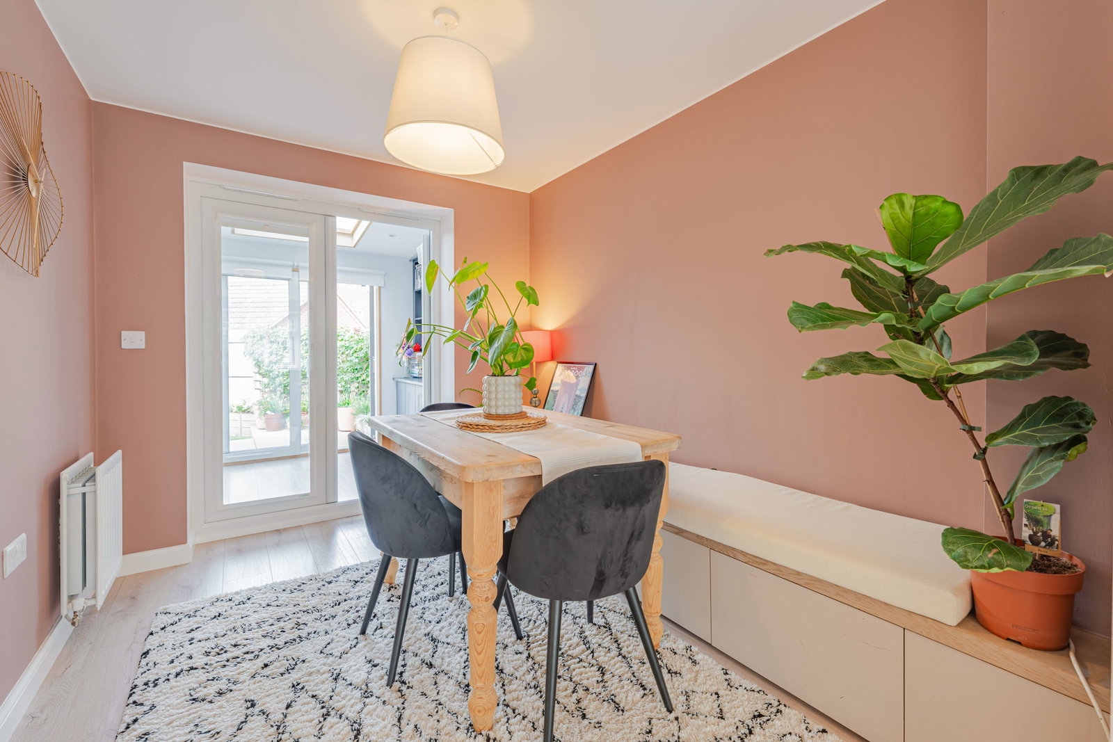 Detached House for sale in Leamington Spa, Poplar Way, Whitnash, Leamington Spa, CV31 2SQ