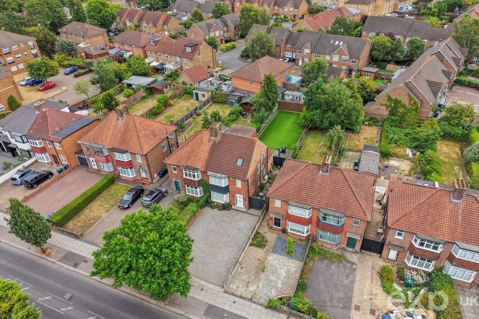 Semi Detached House in London