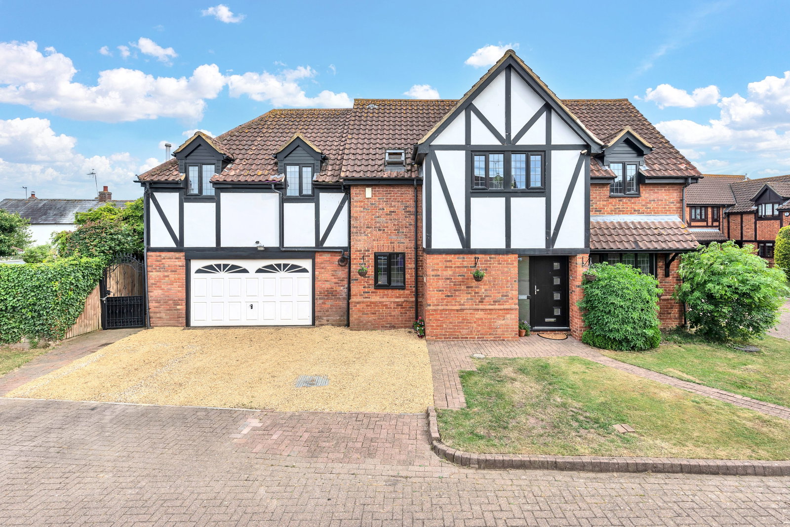 Detached House in Bedford