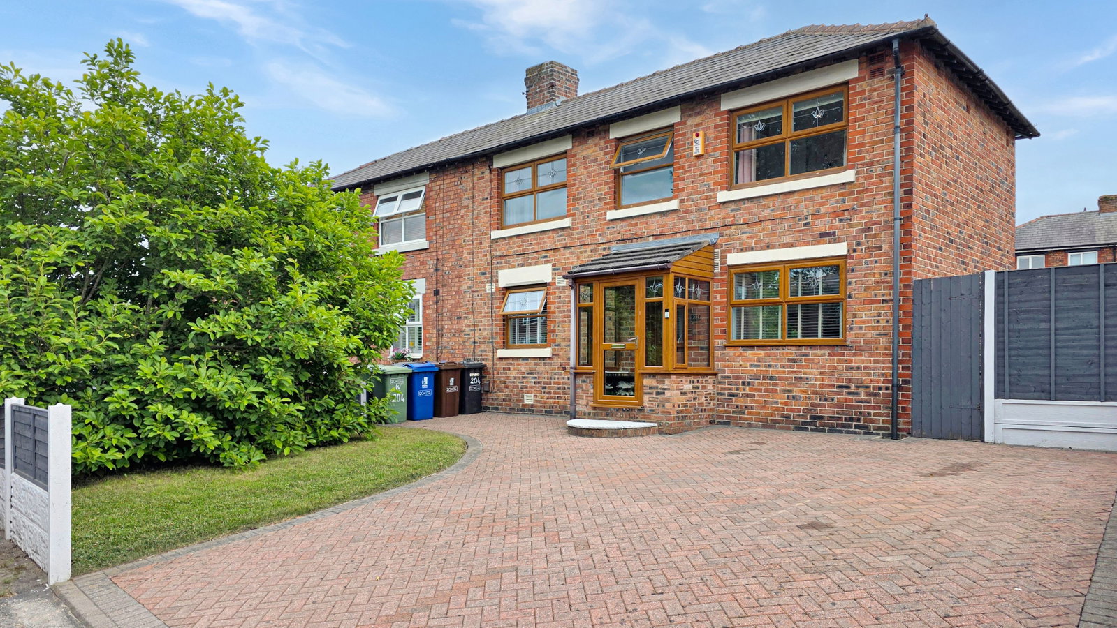 Semi Detached House in Manchester