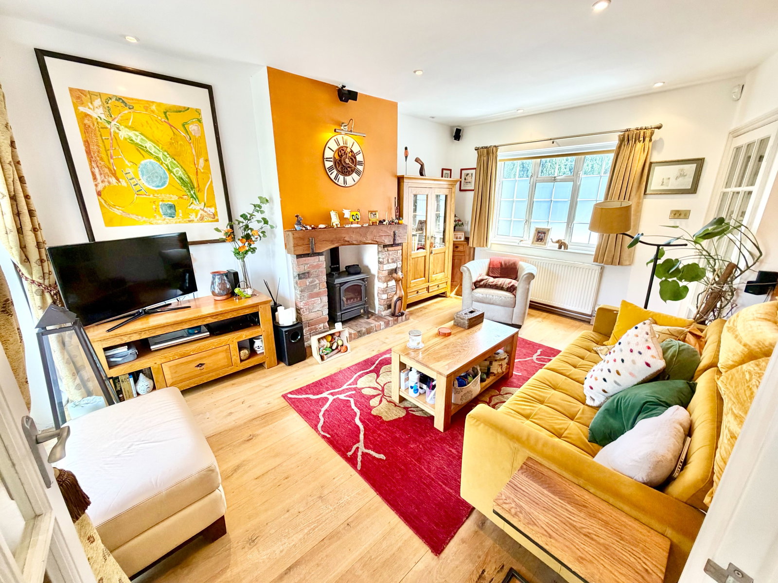 End Of Terrace House for sale in London, Stag Lane, London, NW9 9AG