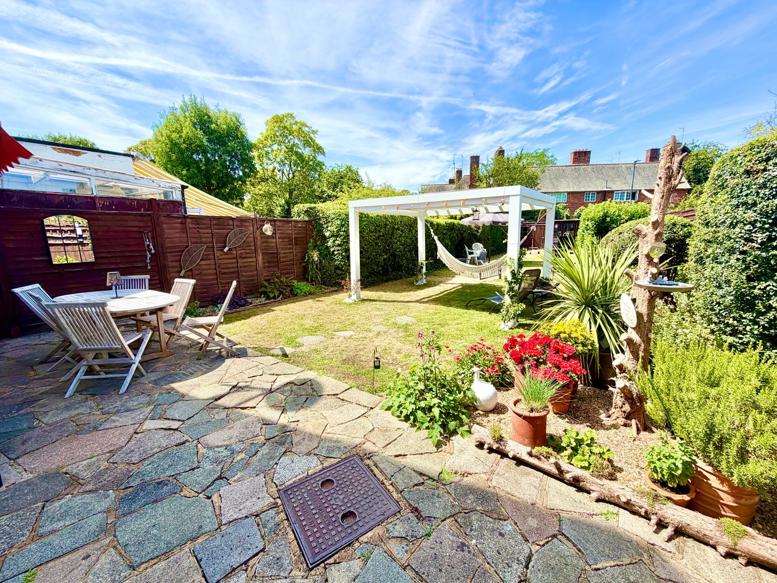 End Of Terrace House for sale in London, Stag Lane, London, NW9 9AG