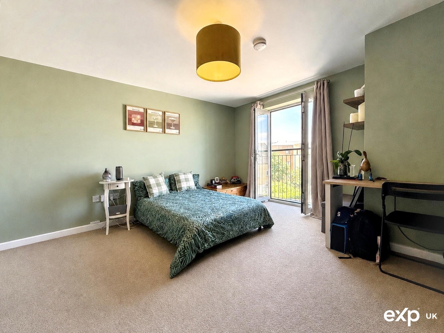 Duplex Flat in Milton Keynes