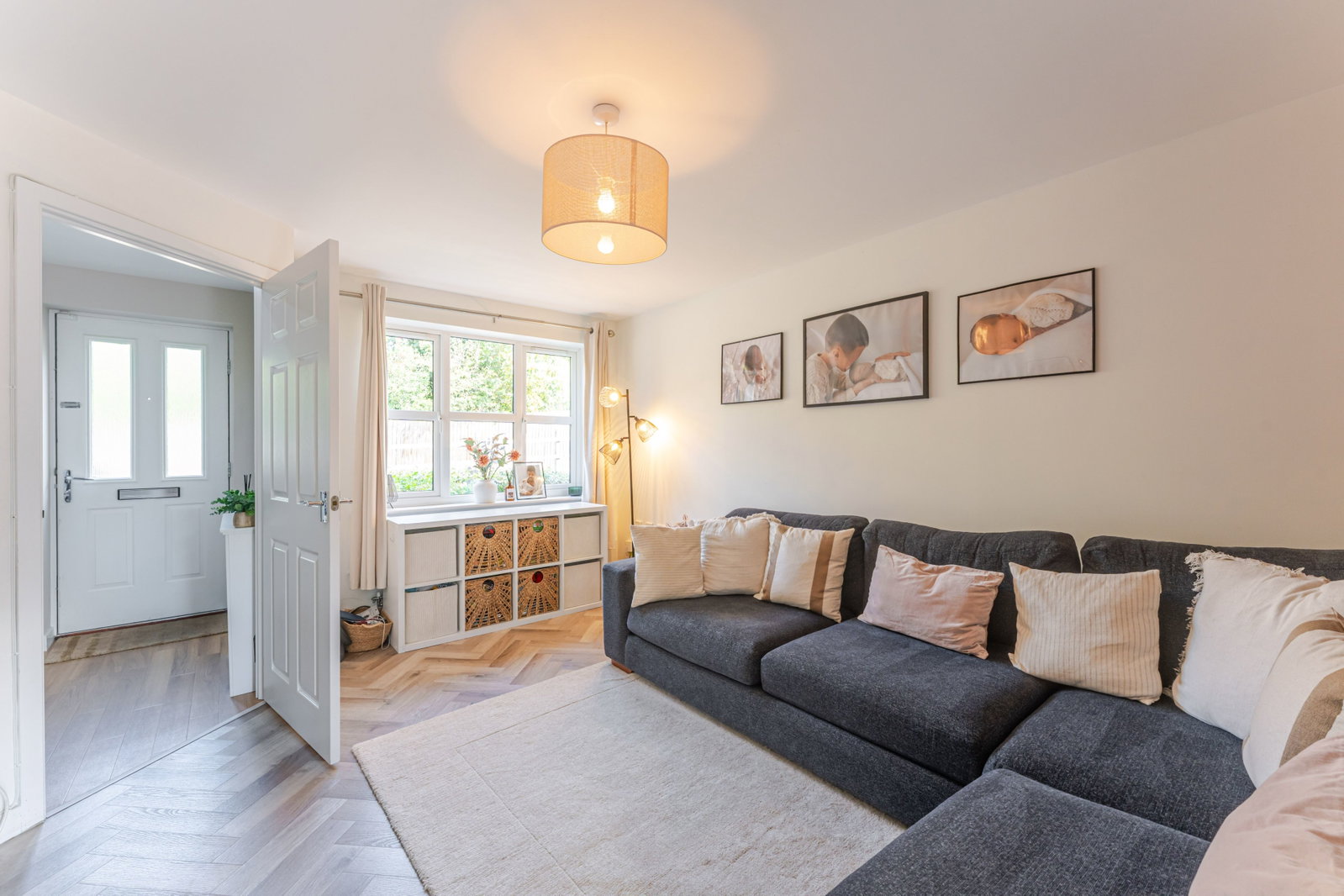 Semi Detached House for sale in Leamington Spa, Butler Close, Whitnash, Leamington Spa, CV31 2DJ