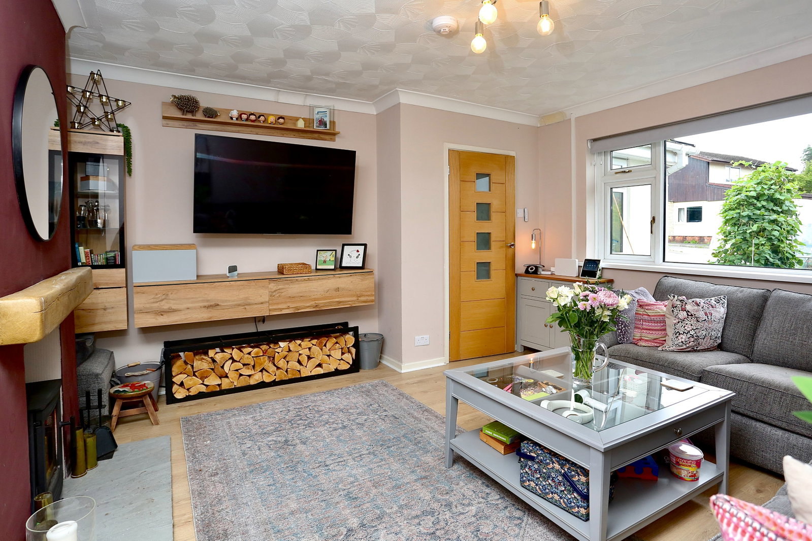 Semi Detached House for sale in Abergavenny, 11 Kennelwood, Gilwern, Abergavenny, Monmouthshire, NP7 0BD