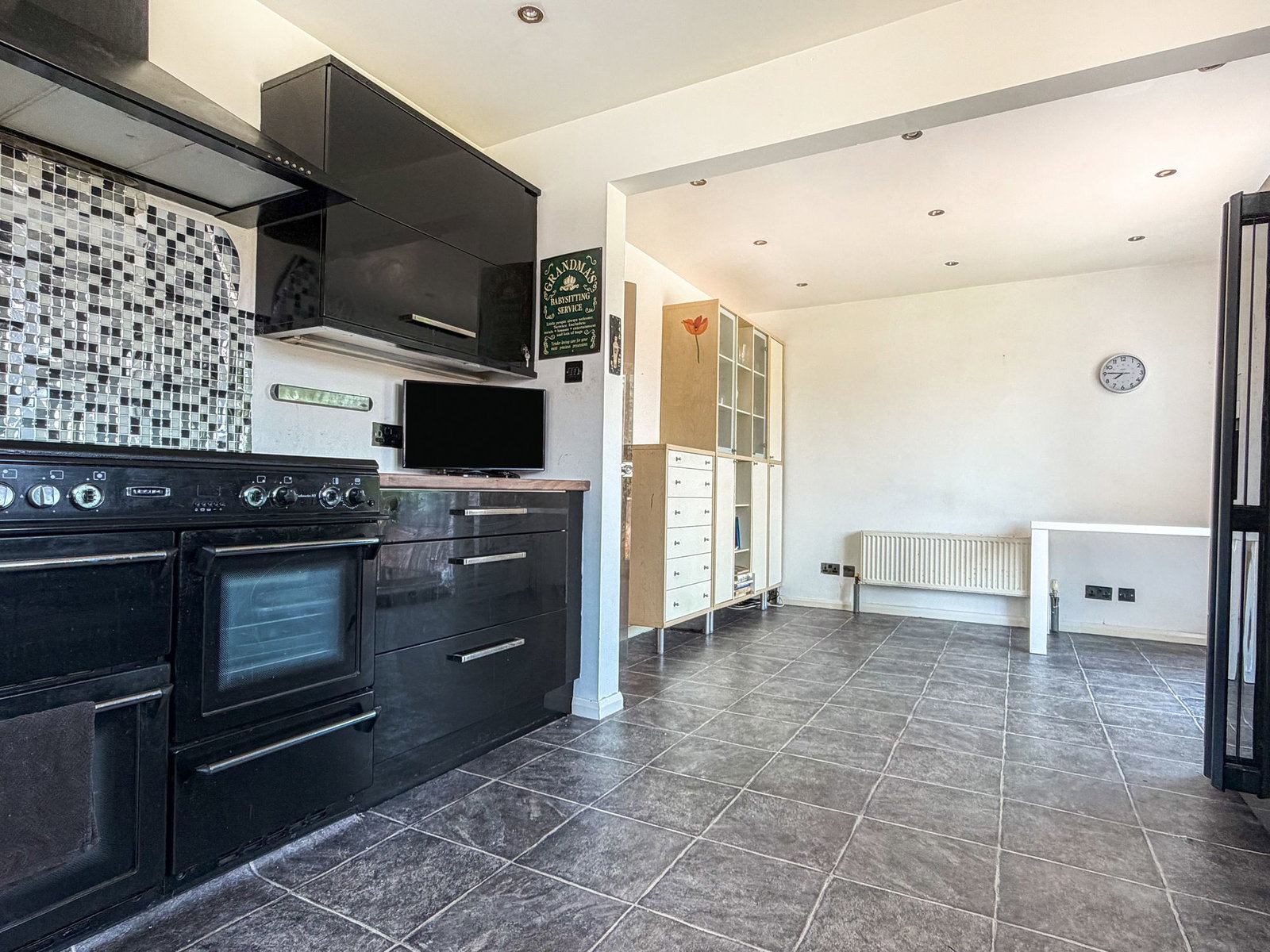 Semi Detached House in Hull