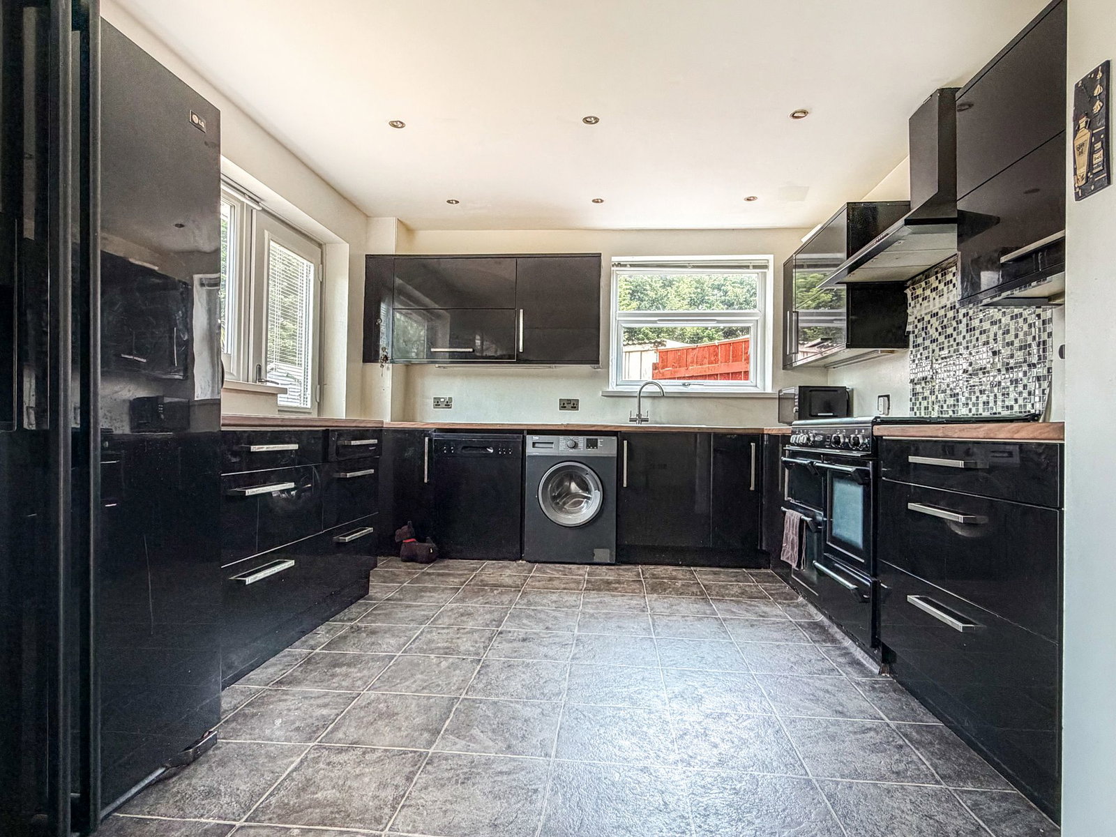 Semi Detached House in Hull