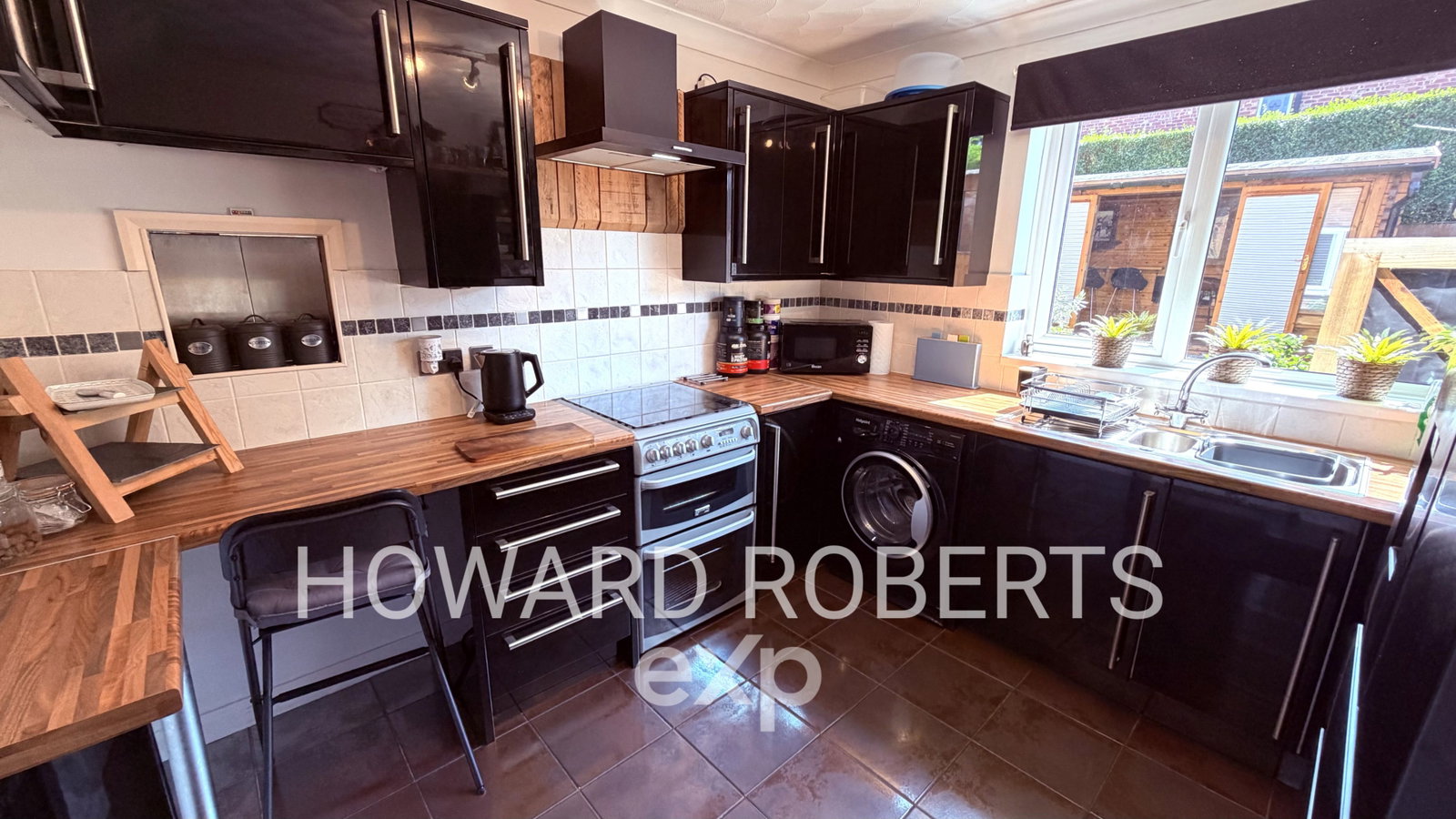 Semi Detached House in Preston