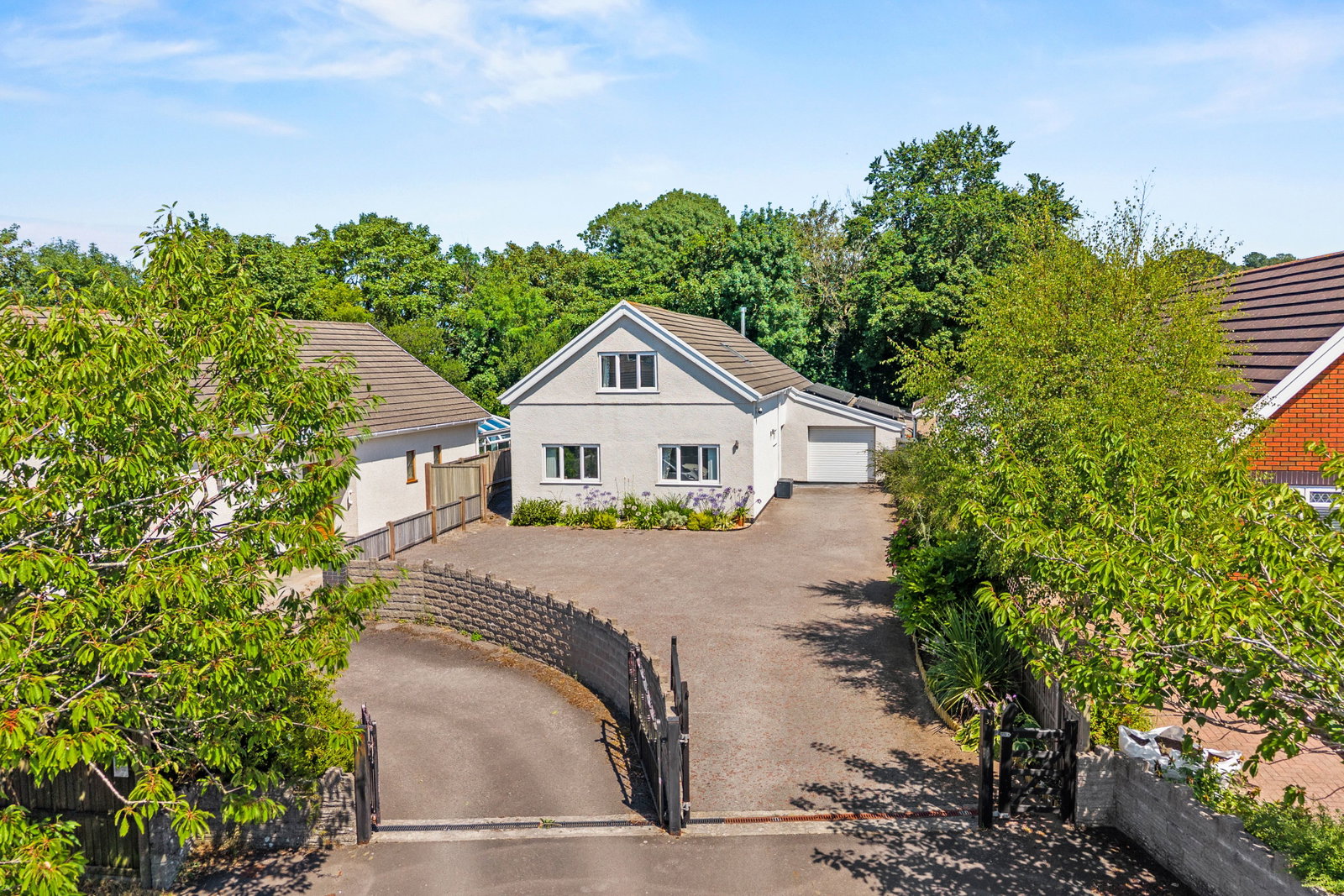 Detached House in Swansea