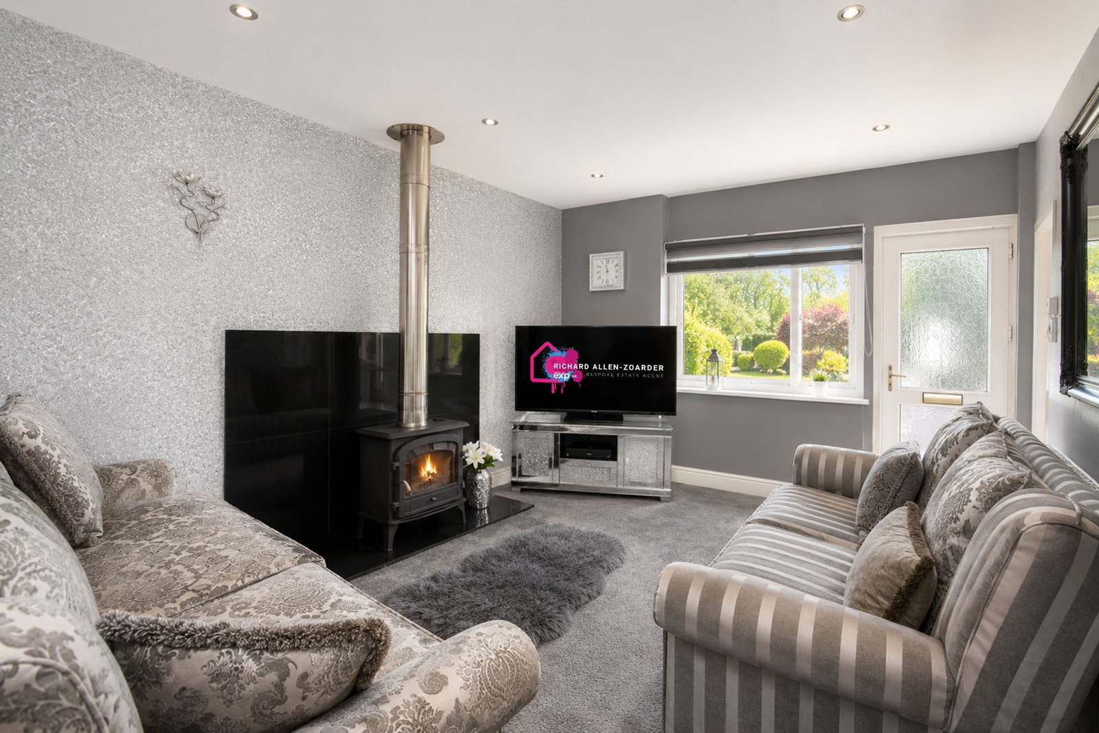 Terraced Bungalow in Kingswinford