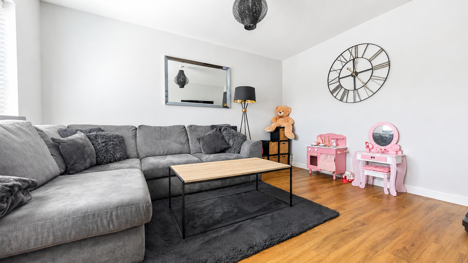 Semi Detached House in Swansea