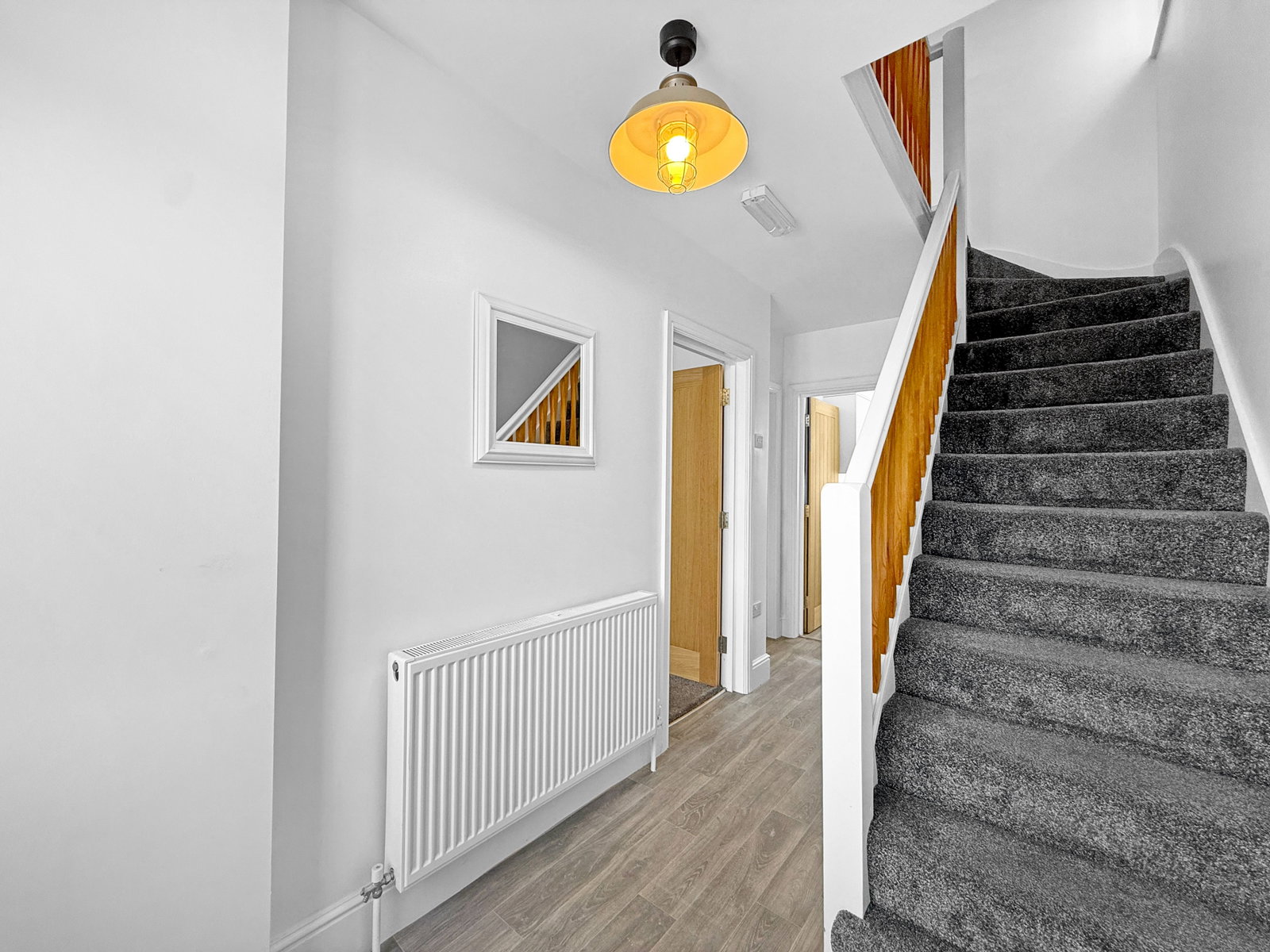 Semi Detached House in Swindon