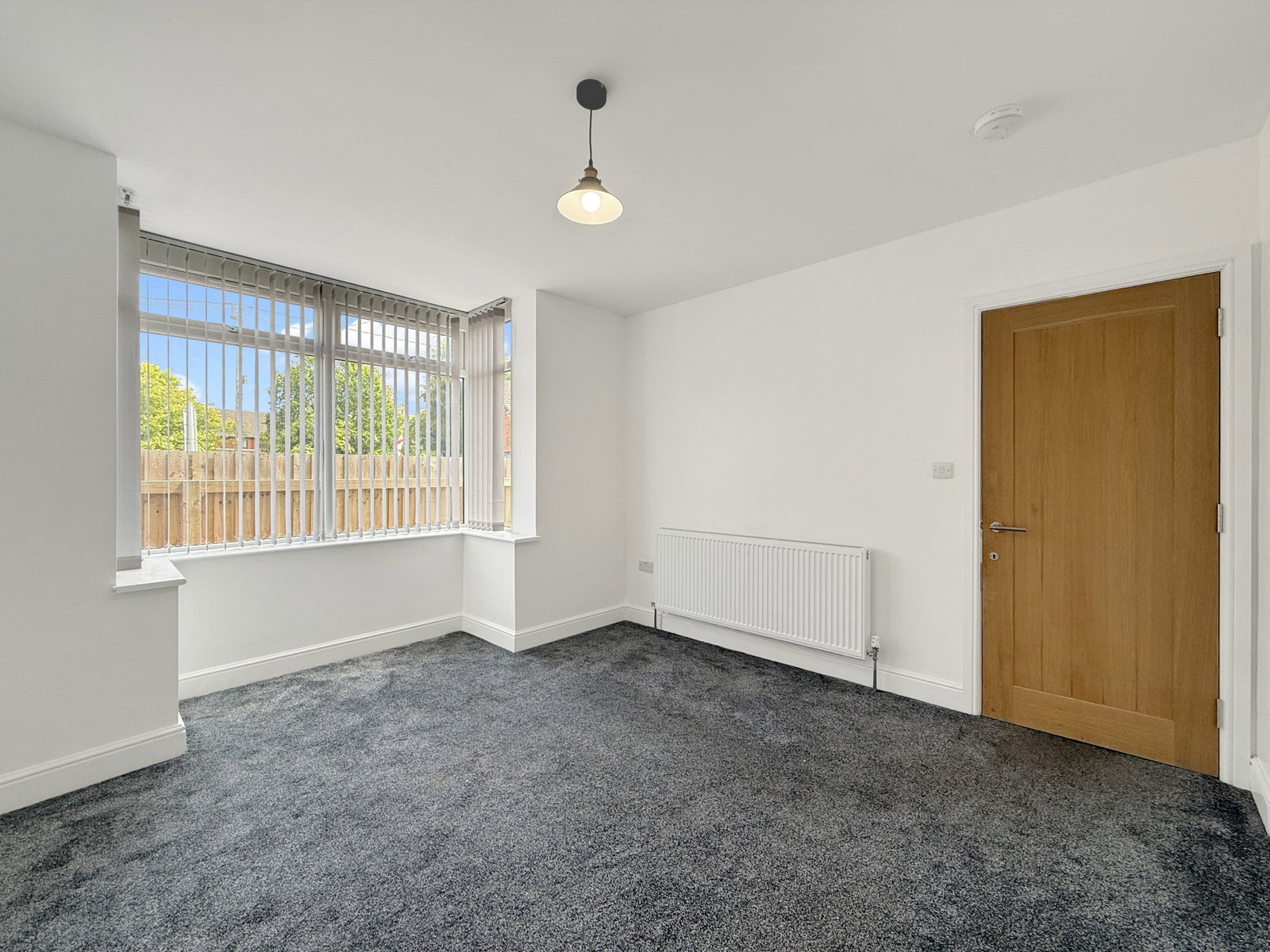 Semi Detached House in Swindon