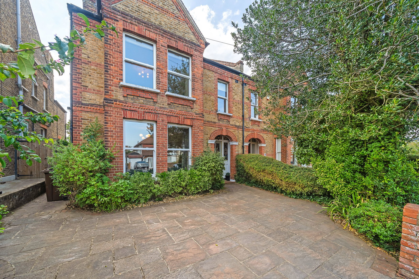 Semi Detached House in Wallington