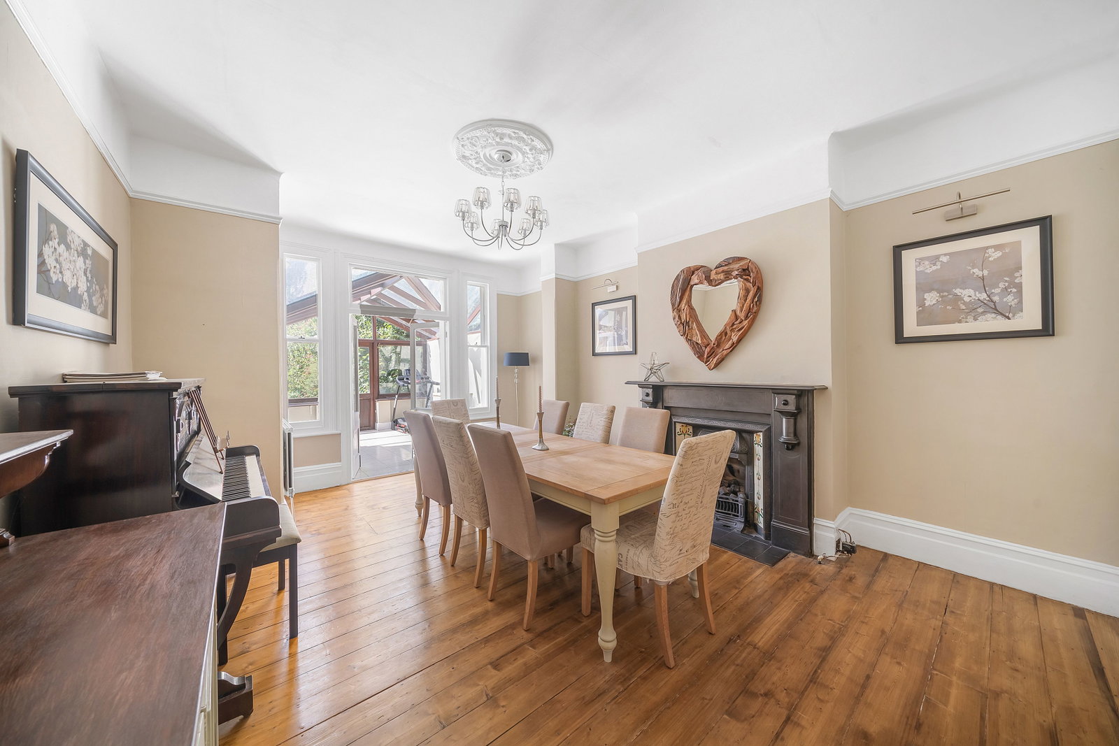 Semi Detached House in Wallington