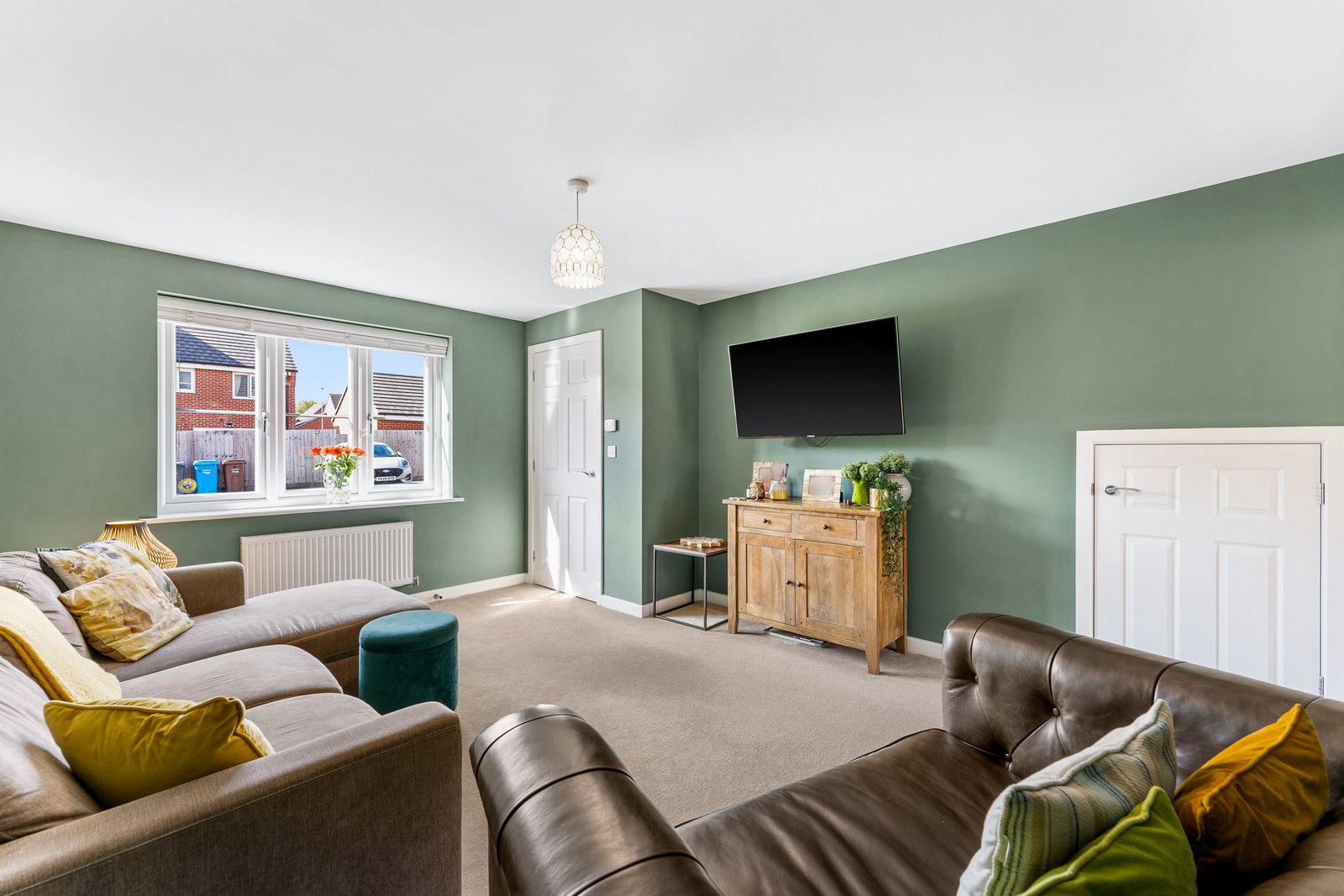 Terraced House for sale in Manchester, Bullbridge View, Worsley, Manchester, M28 3YB