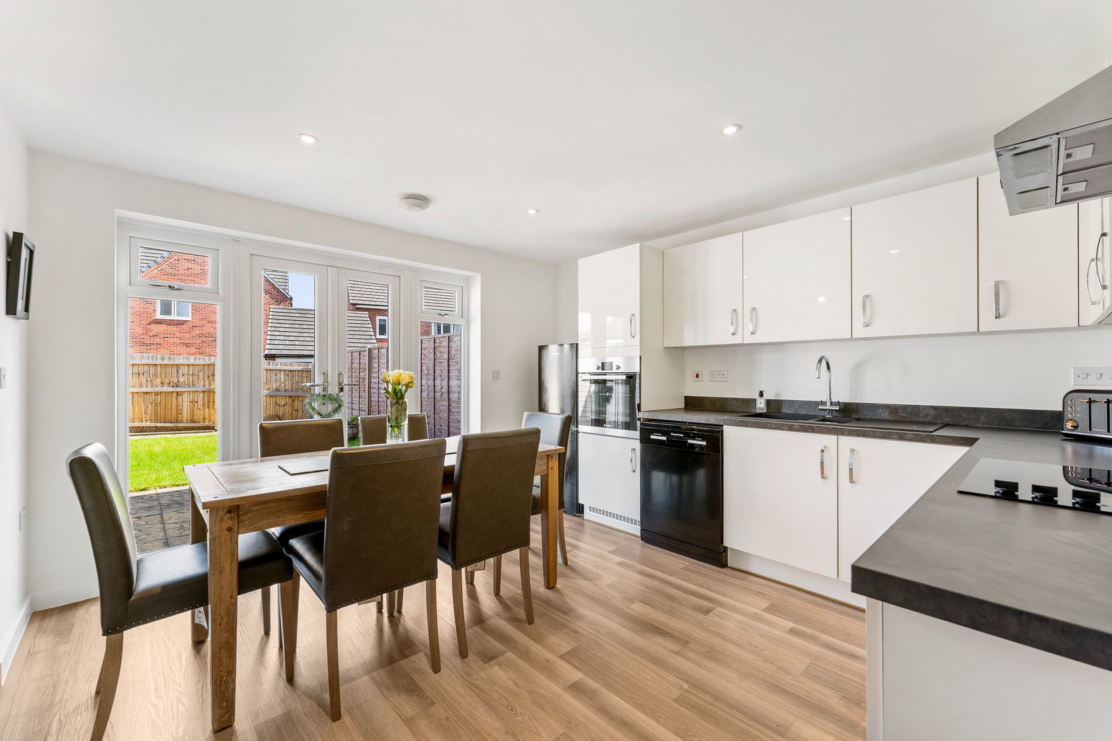Terraced House for sale in Manchester, Bullbridge View, Worsley, Manchester, M28 3YB