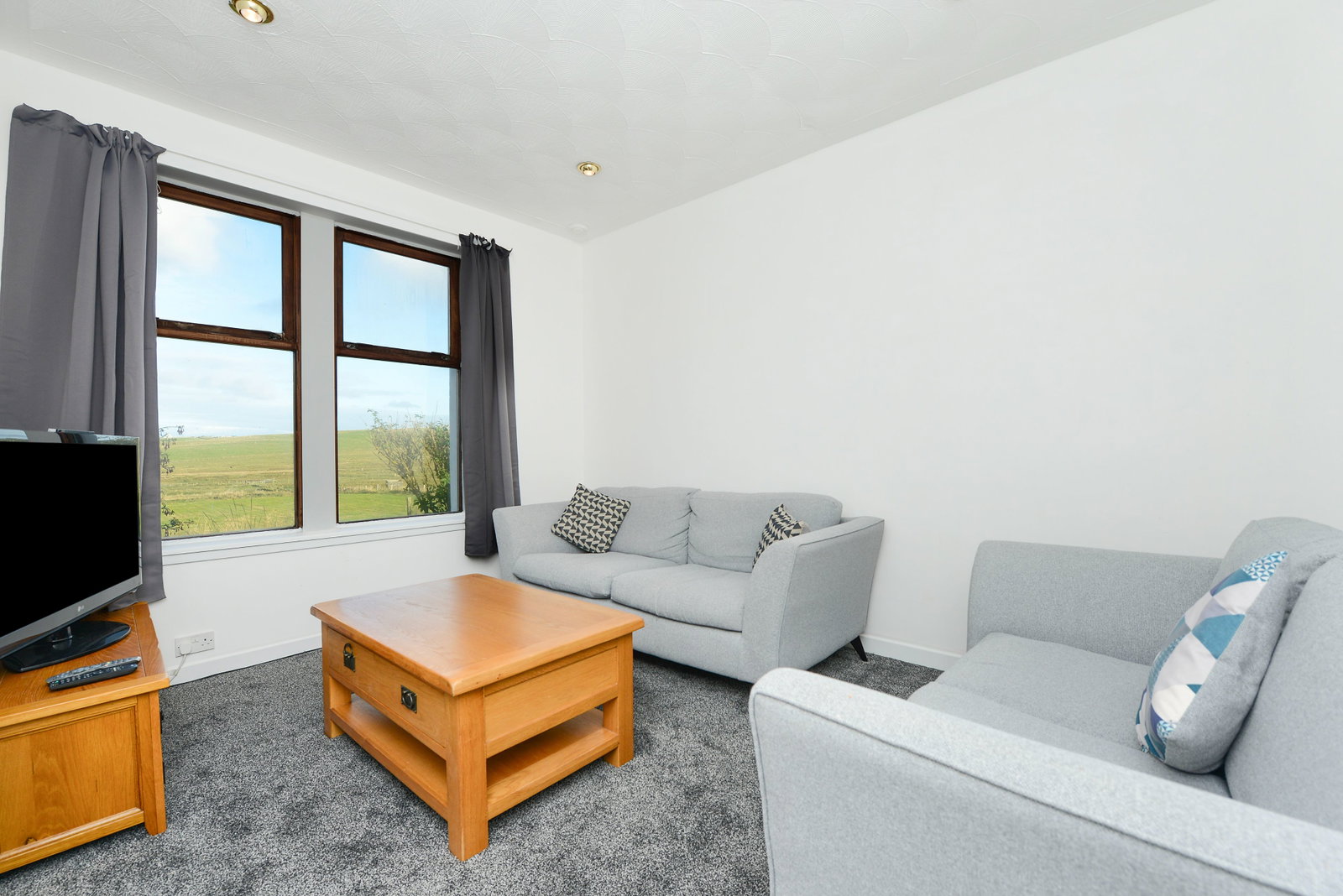Detached House in Quendale 3