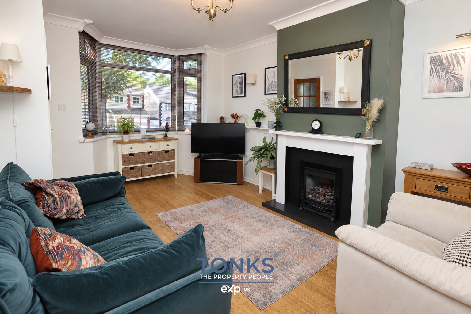 Terraced House for sale in Oldbury, Moat Road, Oldbury, B68 8EG