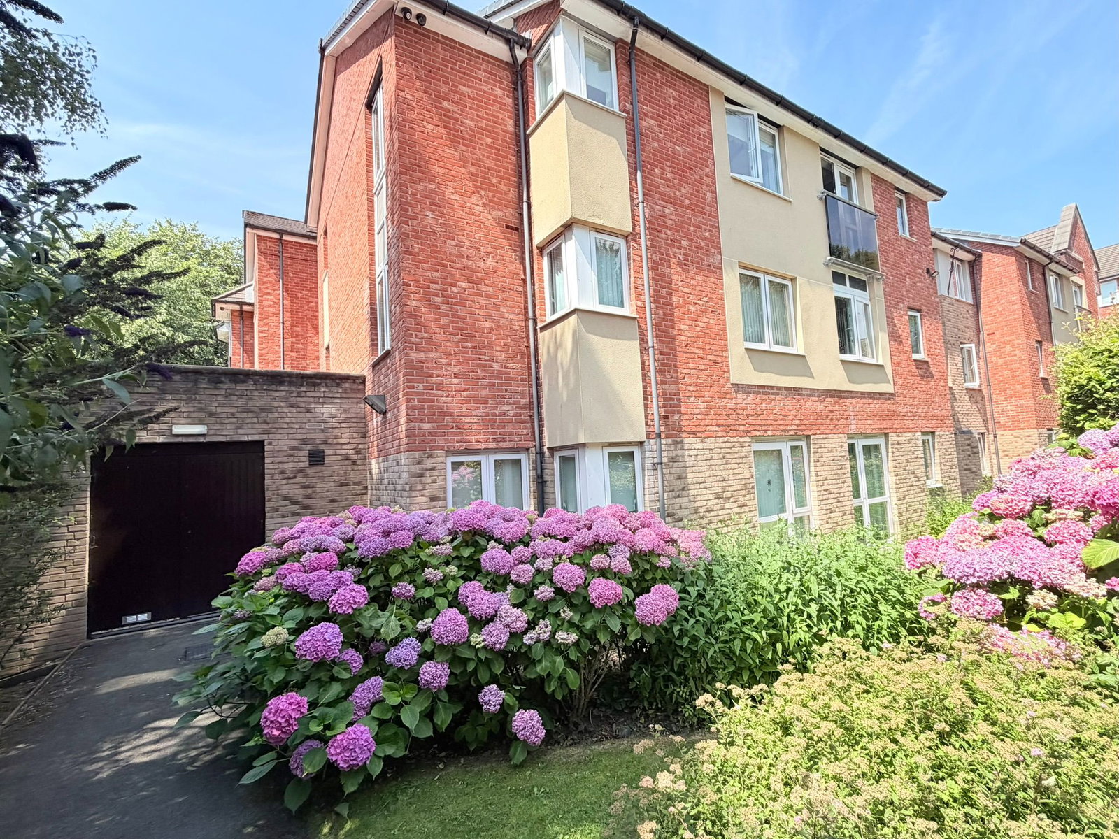 Apartment in Hyde