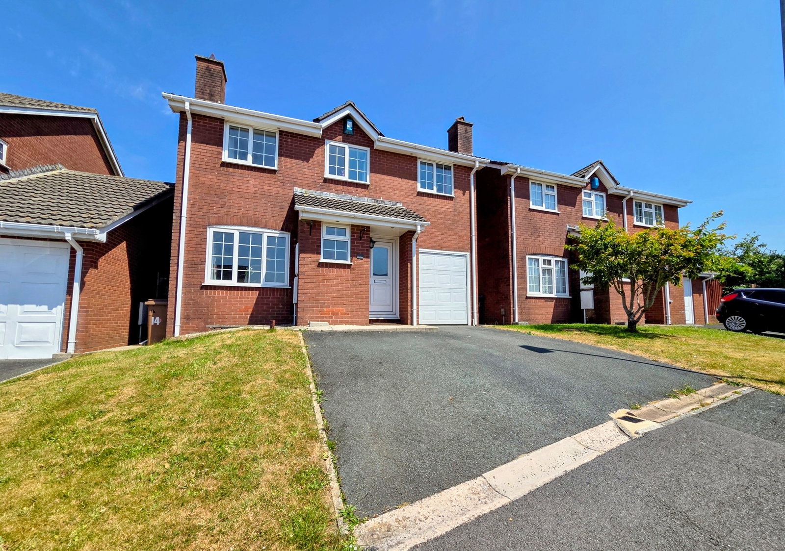 Detached House in Plymouth
